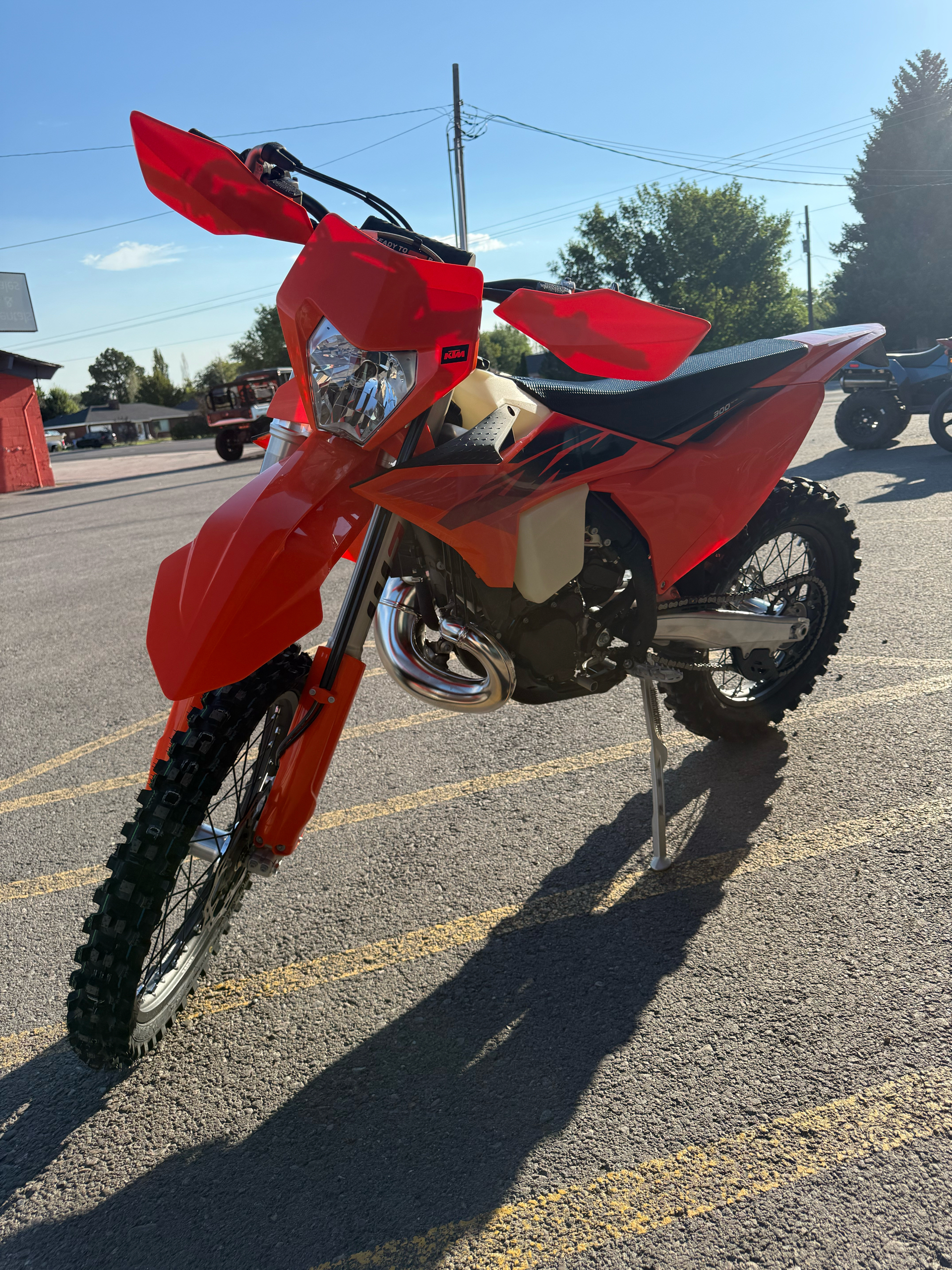 2027 300 XC-W