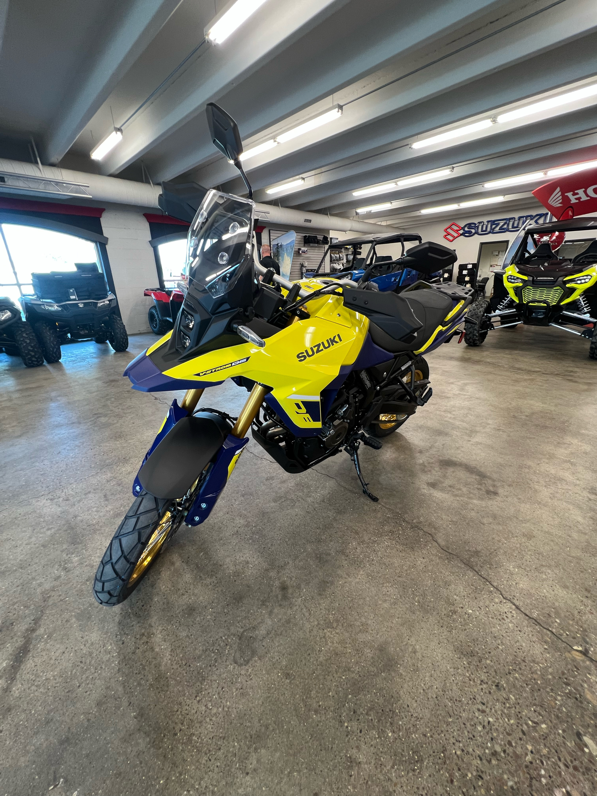 2023 V-Strom 800DE