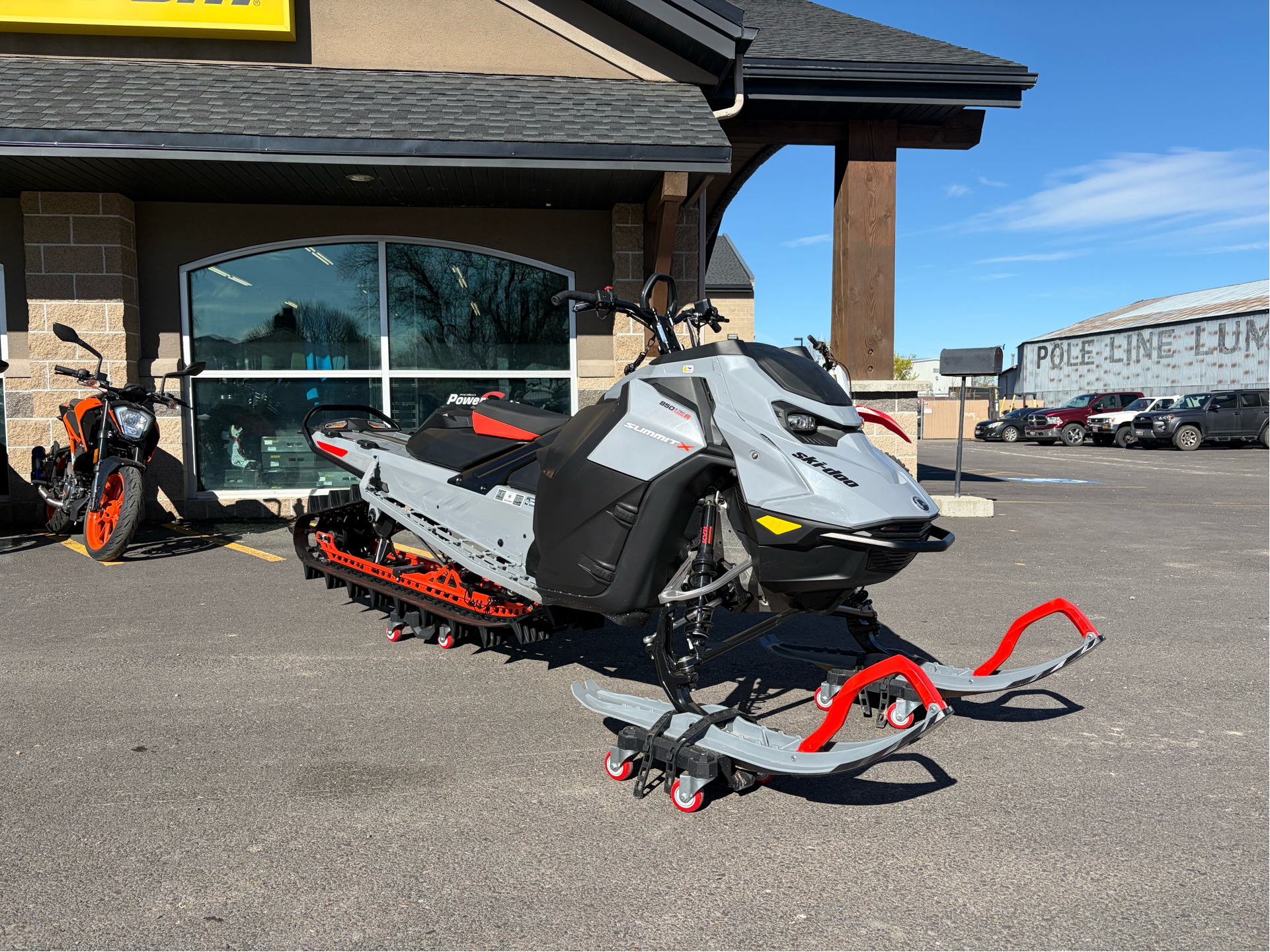 2026 Ski-Doo Summit X 154 850 Turbo 2