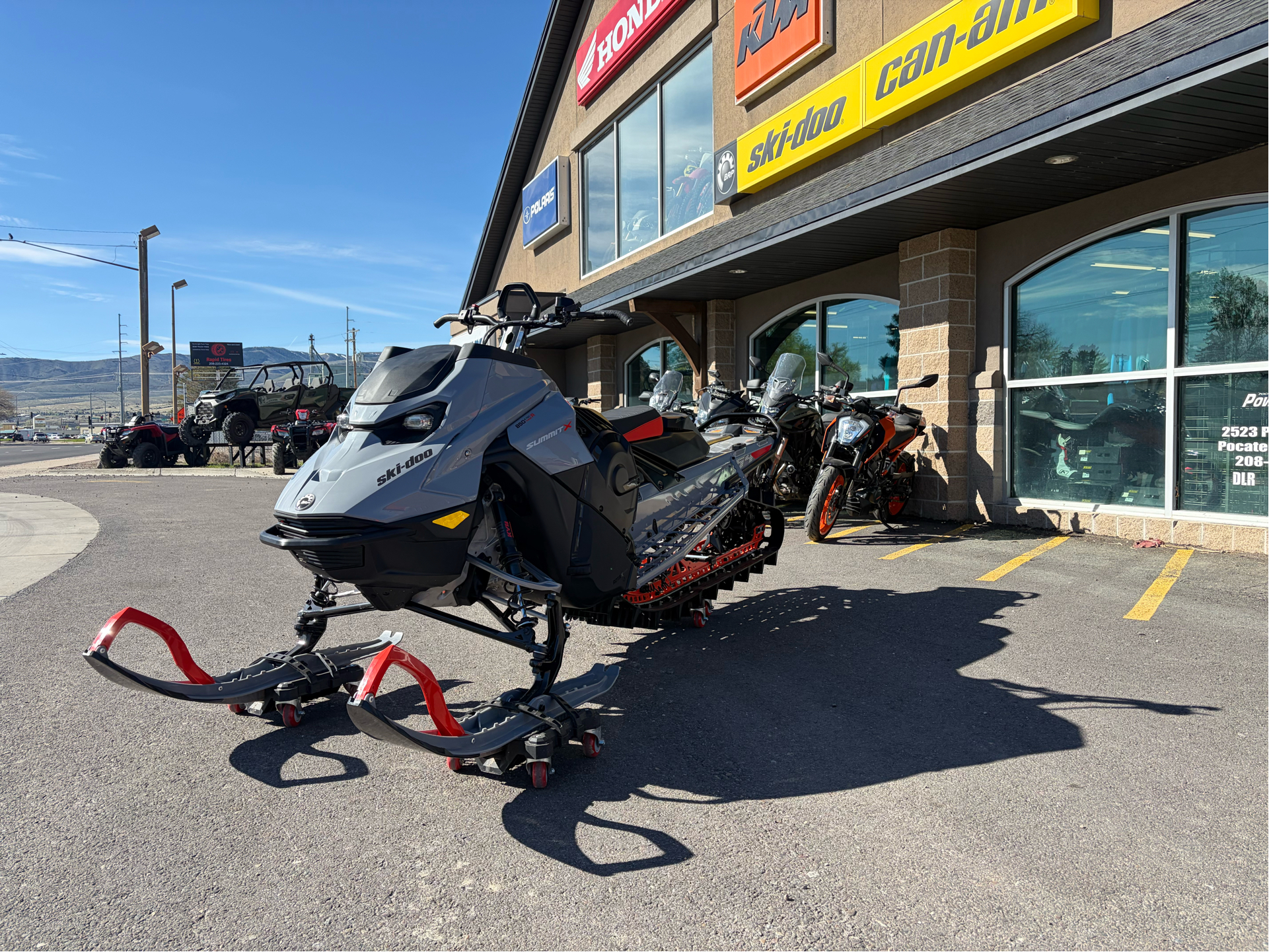 2026 Ski-Doo Summit X 154 850 Turbo 3