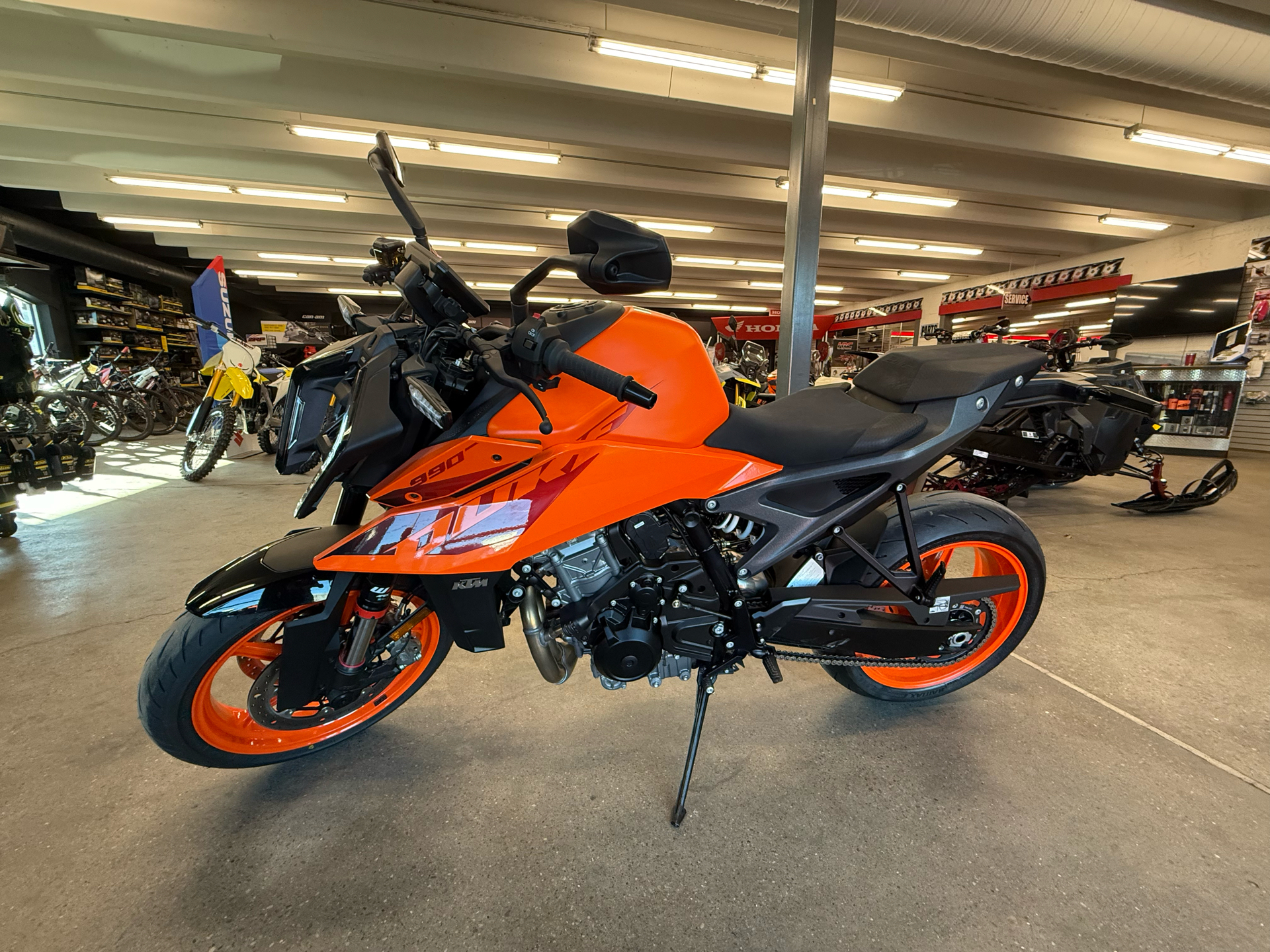 2024 KTM 990 Duke 2