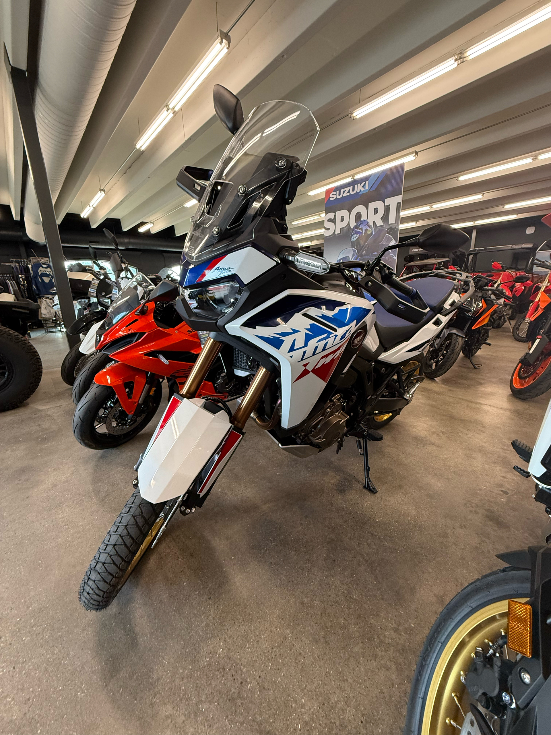 2026 Honda Africa Twin DCT 1