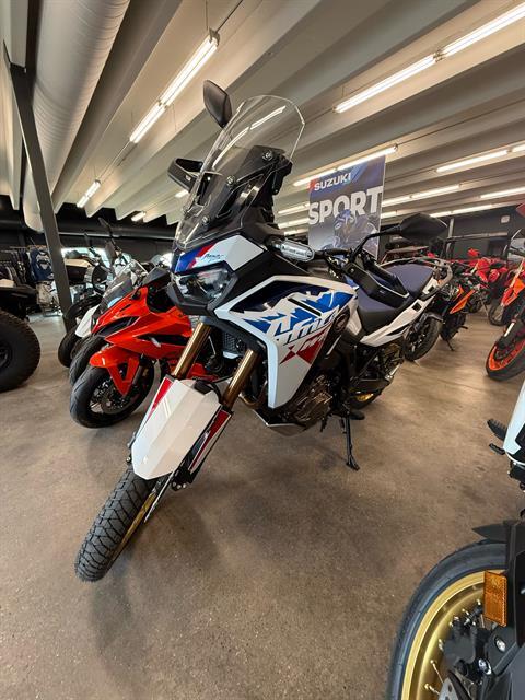 2026 Honda Africa Twin DCT — photo 1 of 3