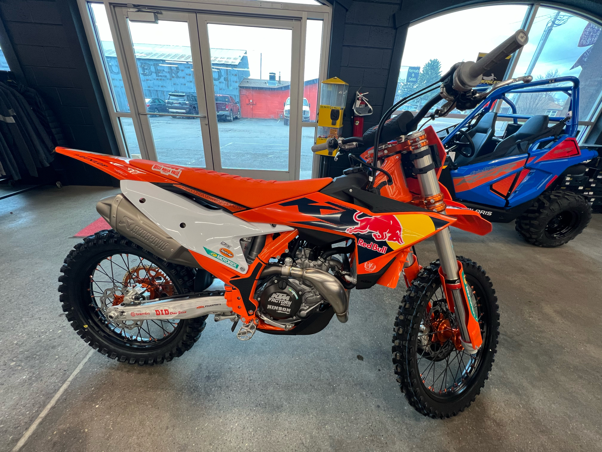 2024 KTM 450 SX-F Factory Edition 2