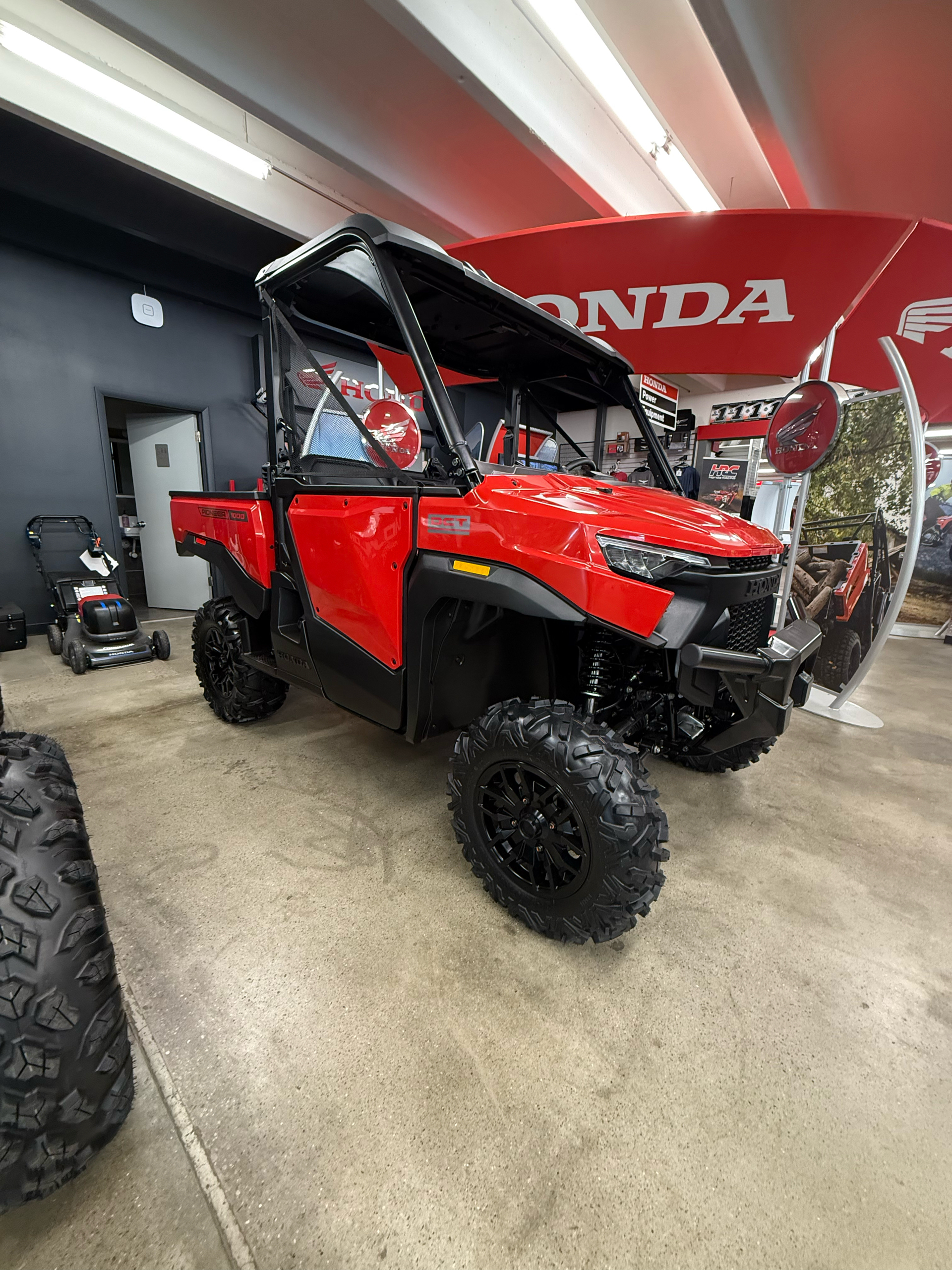 2026 Honda PIONEER 1000-5 DELUXE 2