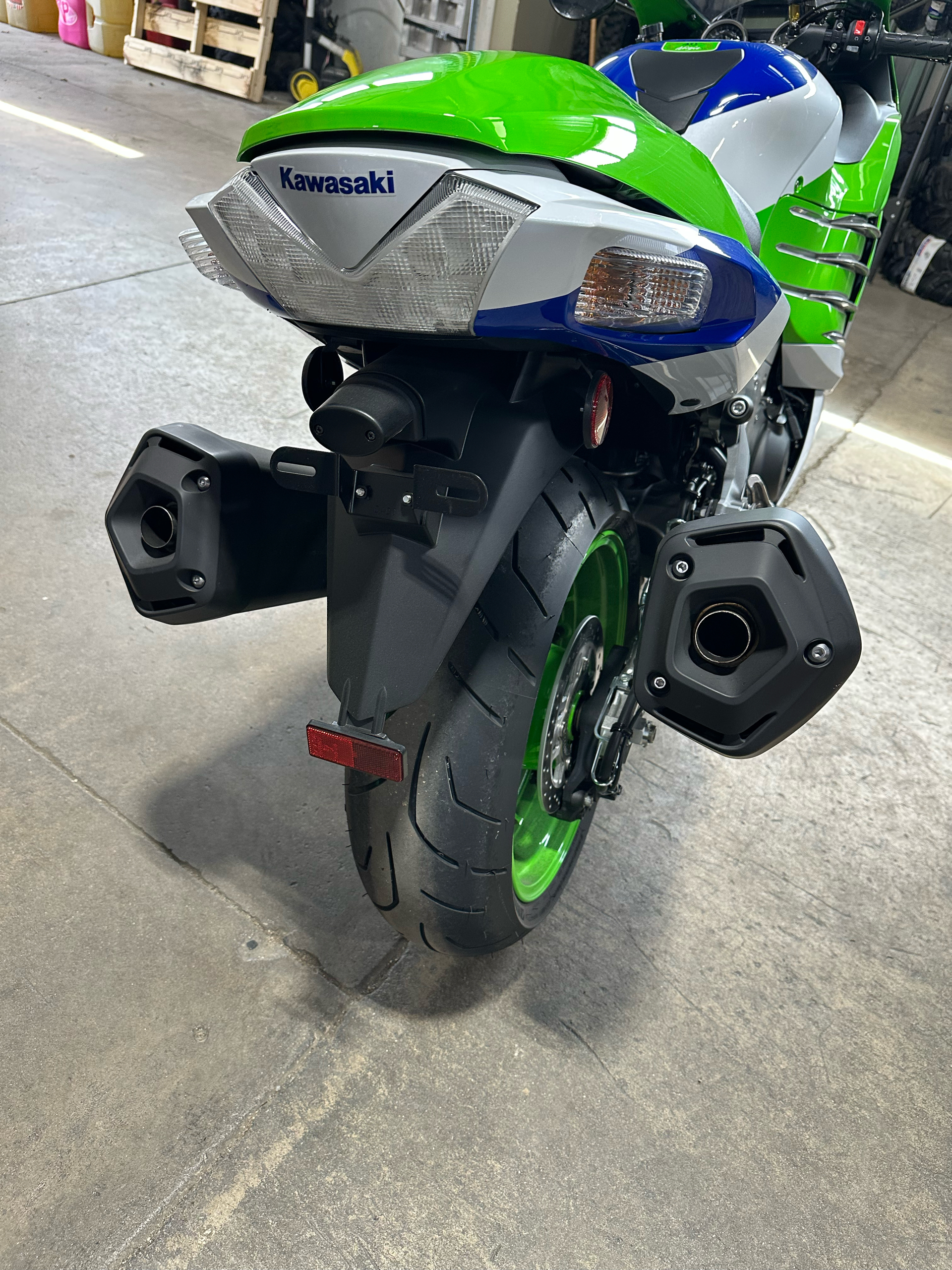 2024 Kawasaki Ninja ZX-14R 40th Anniversary Edition ABS