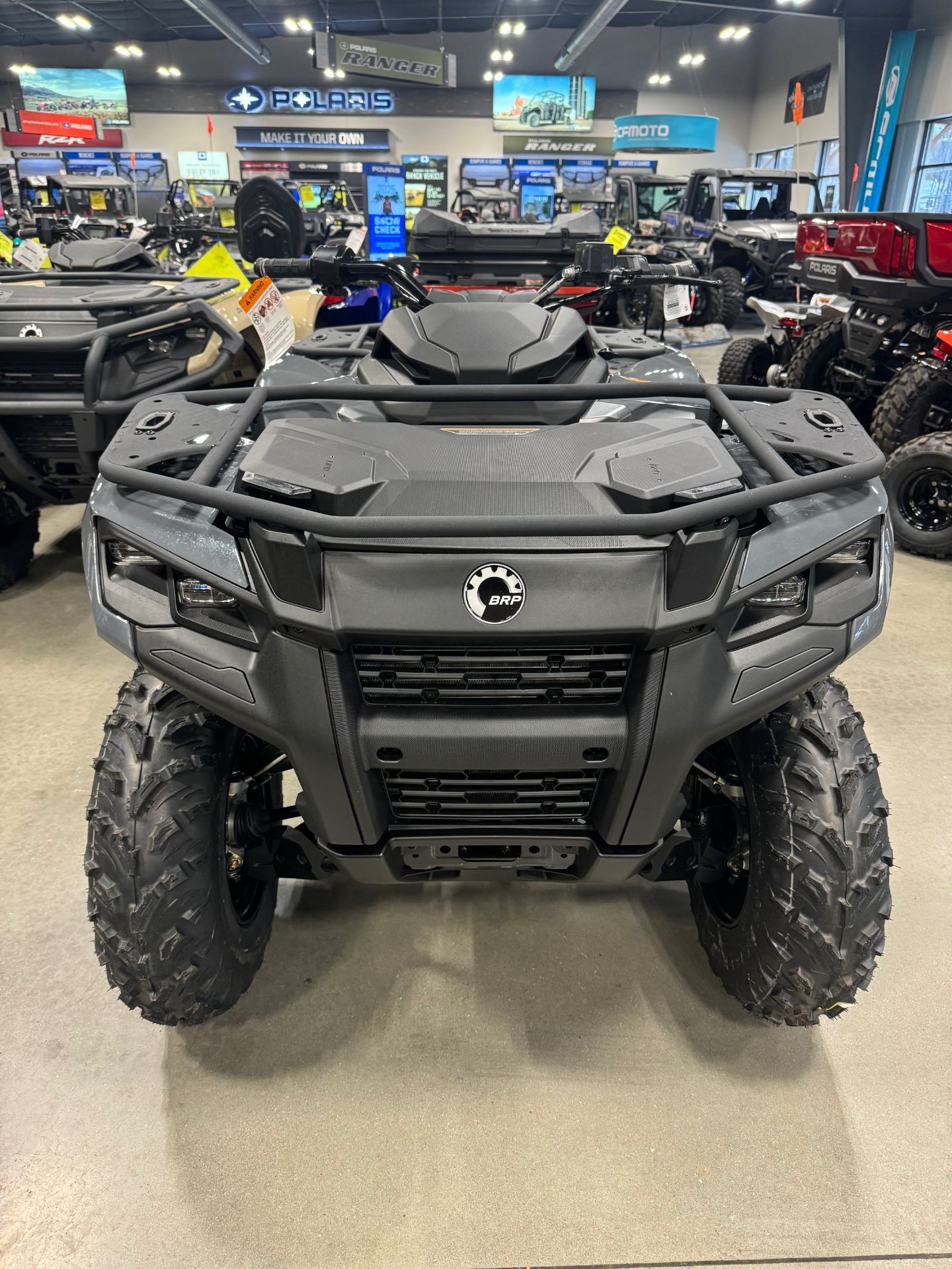 2025 Can-Am Outlander 700 in Vernon, Connecticut - Photo 2