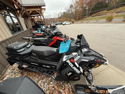 2018 Polaris 800 Titan Adventure 155 in Vernon, Connecticut - Photo 1