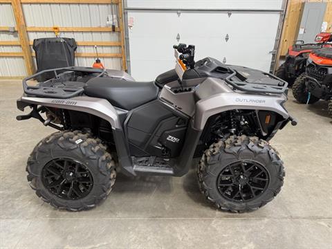 2025 Can-Am Outlander XT 700 in Vernon, Connecticut