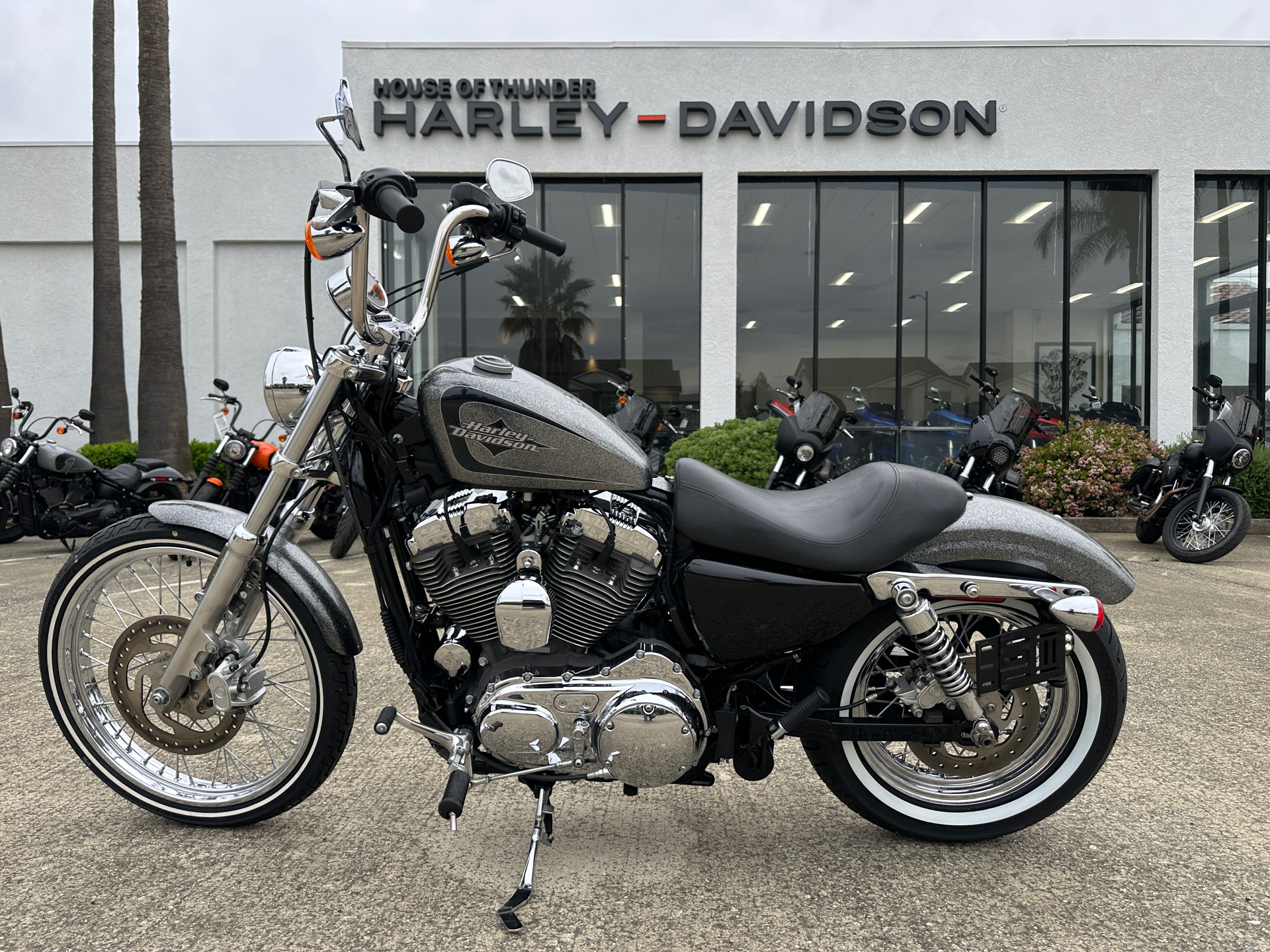 Erstaunlich Seventy Two Harley Bild