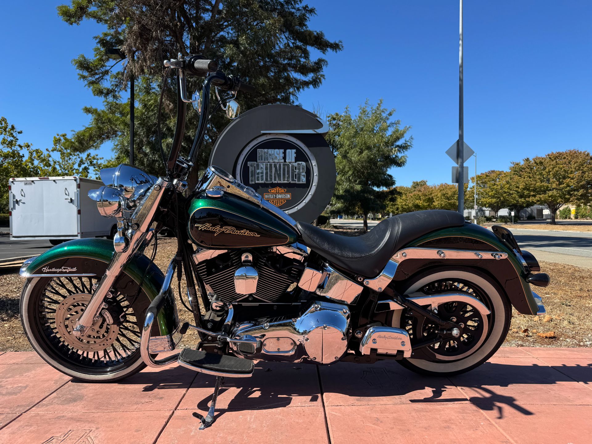 Custom Motorcycle Best Place To Buy A Harley Davidson Harley