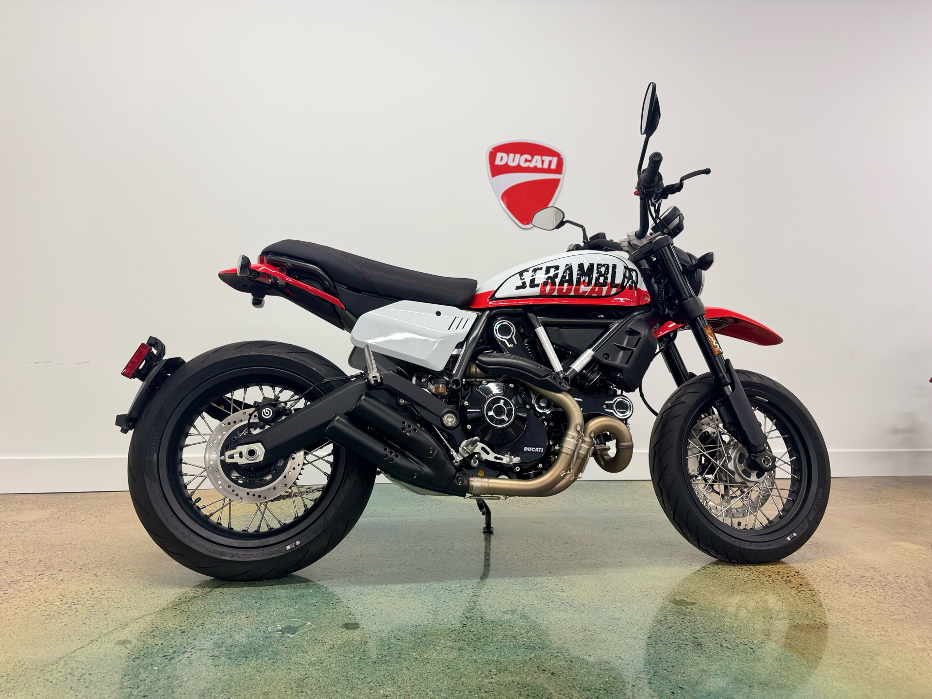 Hot Wheels Monster Incidentata Cb 1000 Neo Honda Cb Hot Sale 1000