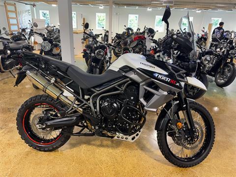 Bikewale Triumph Tiger 800 Xca 2017 Bmw Tiger 800 Triumph Tiger