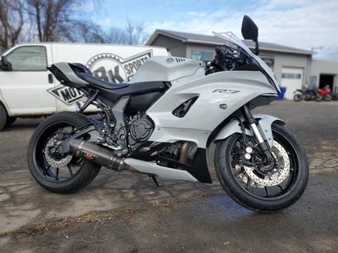 ヤマハサービスマニュアル　YZF-R7 2022 2022 Yamaha YZF-R7 [Specs, Features, Photos] | wBW