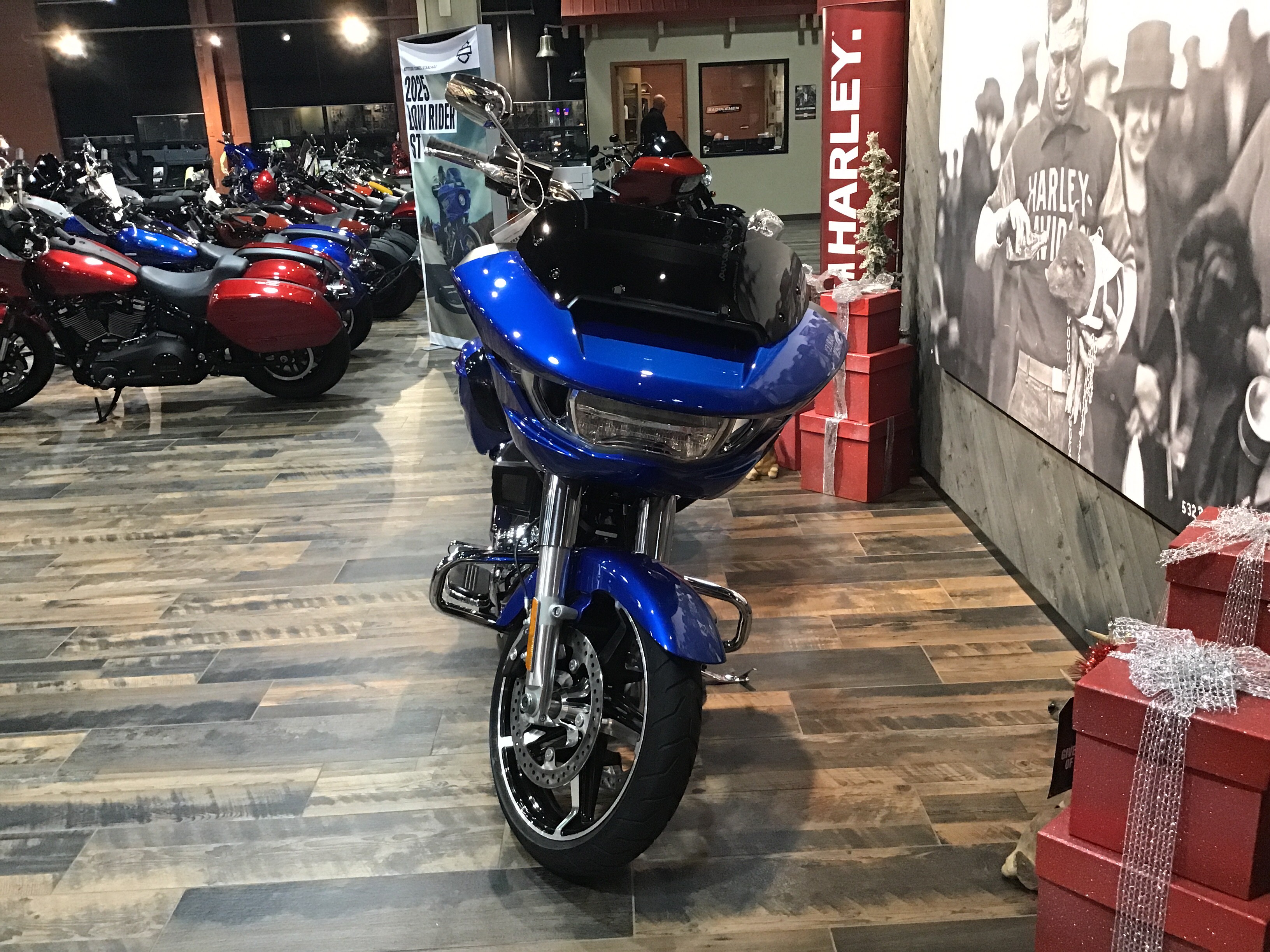 New 2025 Harley-Davidson Road Glide® Motorcycle - Specs, Price