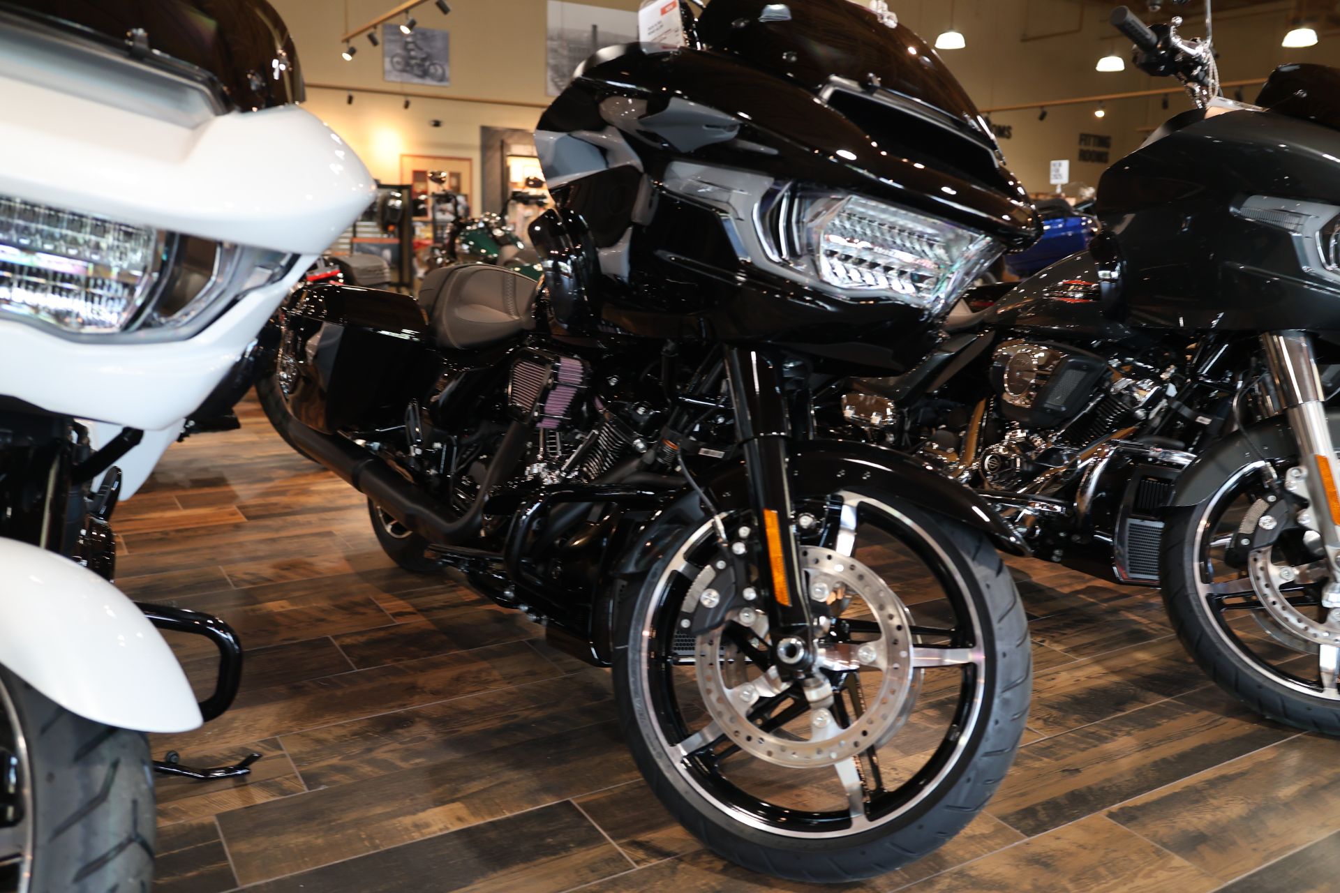 早い者勝ち‼️期間限定超激安‼️HARLEY DAVIDSON‼️これからのサイズ感‼️ 2022 Harley-Davidson pricing confirmed: Big motor, new variants coming