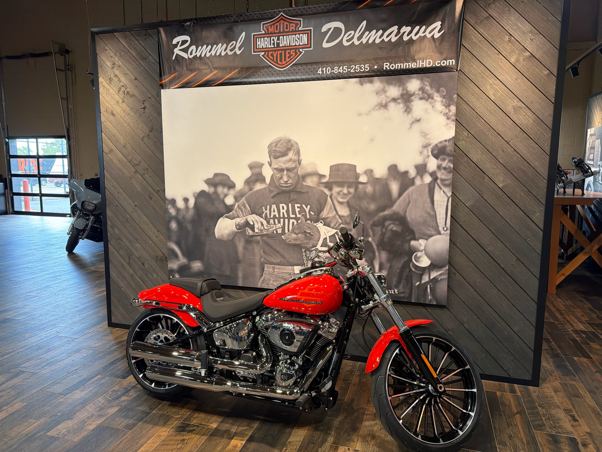 New 2026 Harley-Davidson Breakout® Motorcycle - Specs, Price