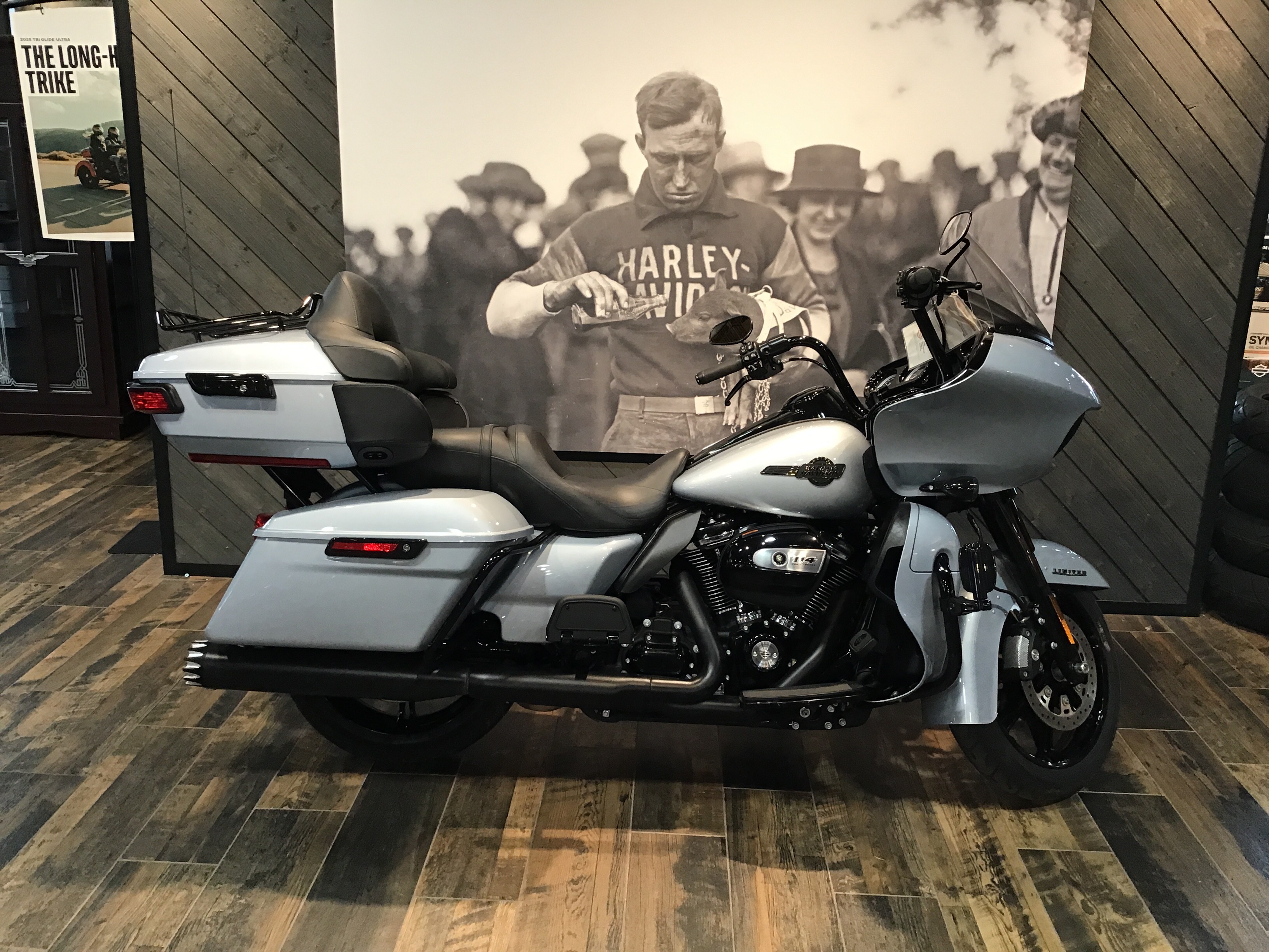 Certified Pre-Owned 2023 Harley-Davidson Road Glide® Limited