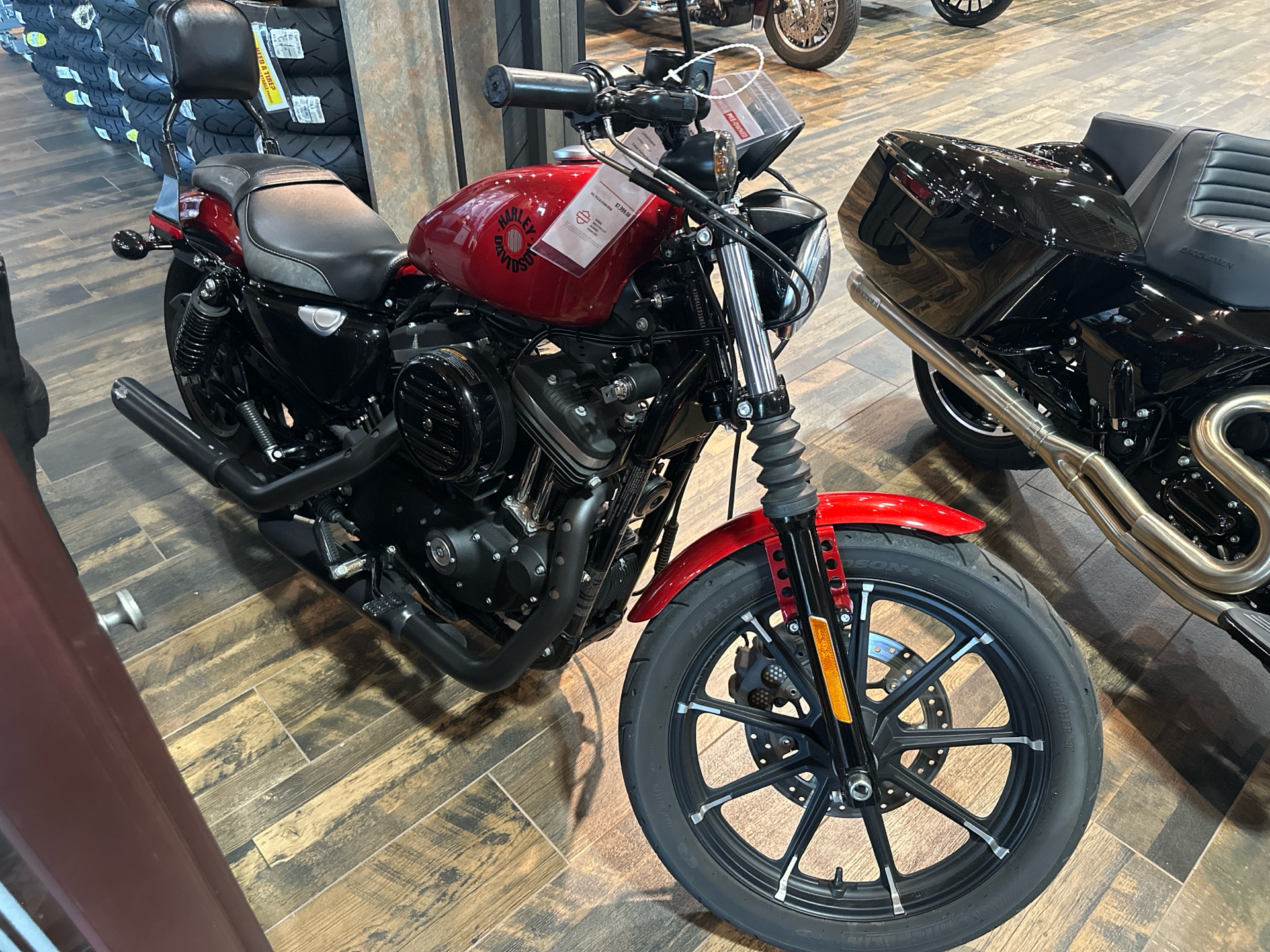 Certified Pre-Owned 2019 Harley-Davidson Iron 883™ Motorcycle