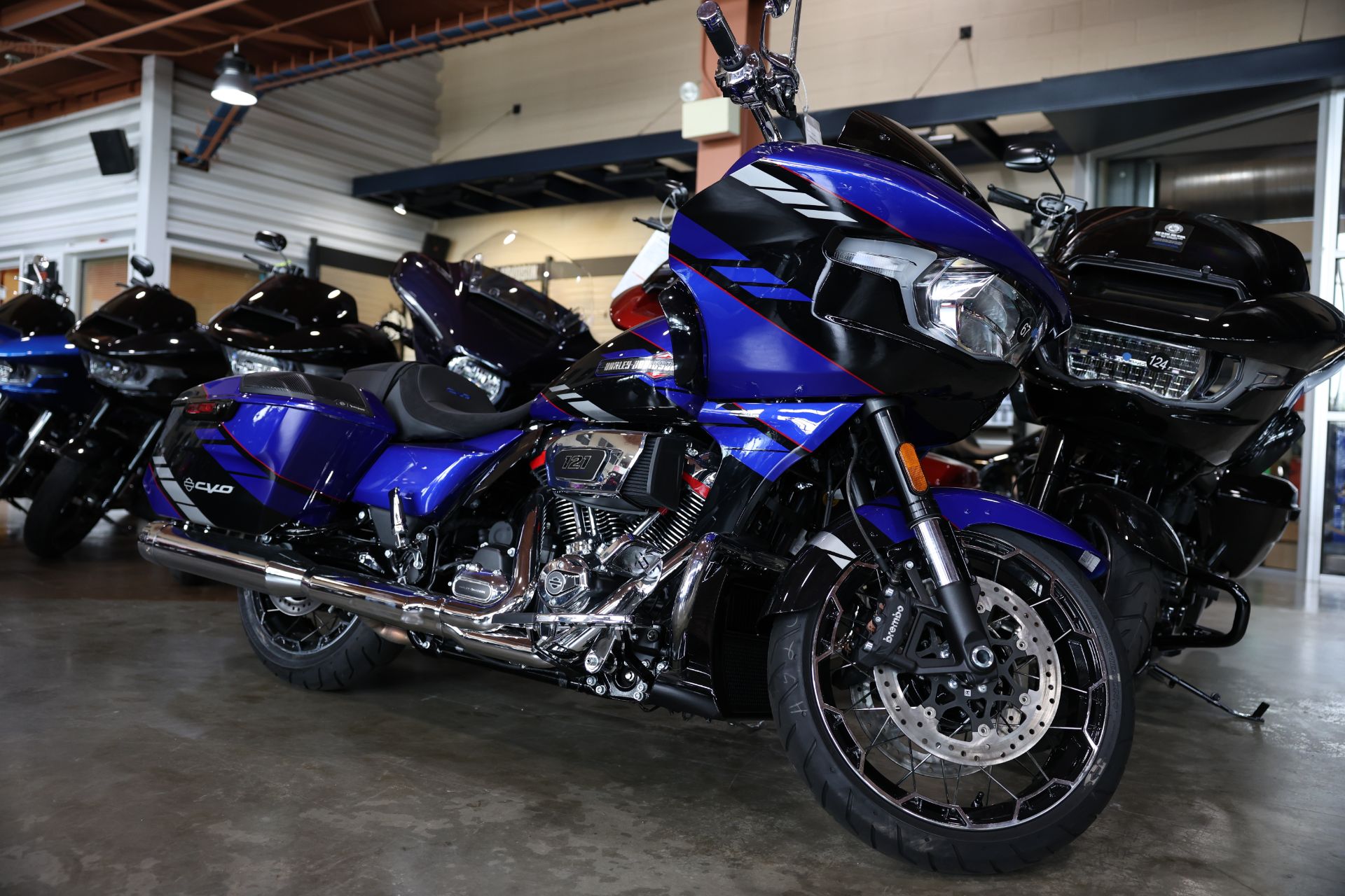 New 2025 Harley-Davidson CVO™ Road Glide® Motorcycle - Specs