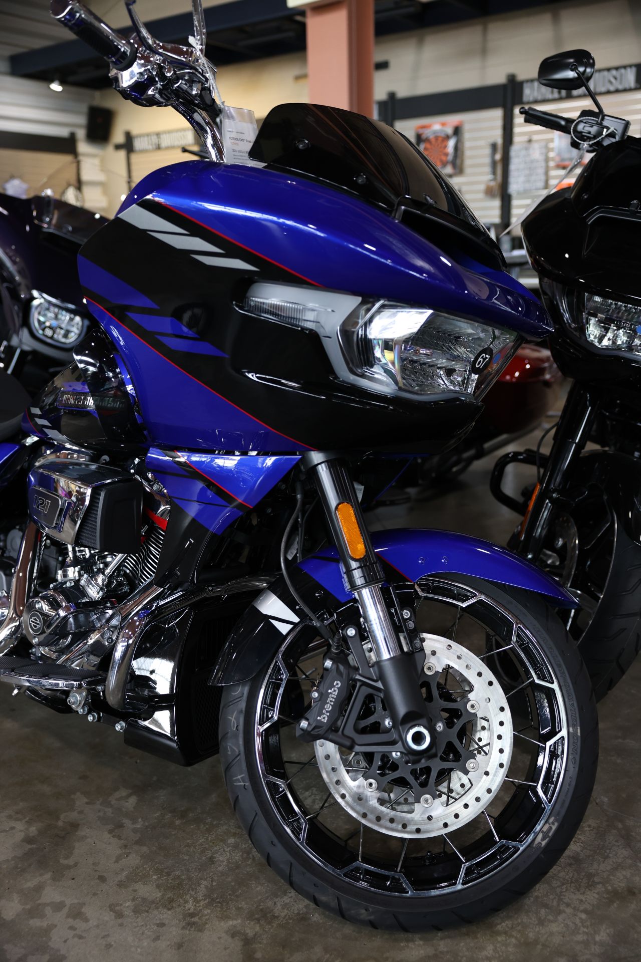 New 2025 Harley-Davidson CVO™ Road Glide® Motorcycle - Specs