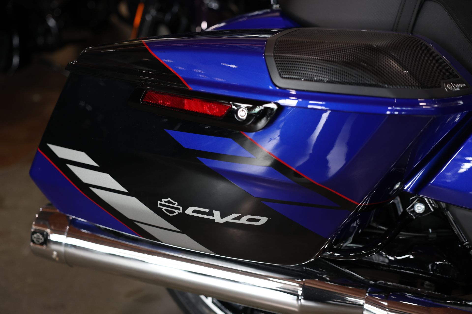 2025 Harley-Davidson CVO Road Glide® 4