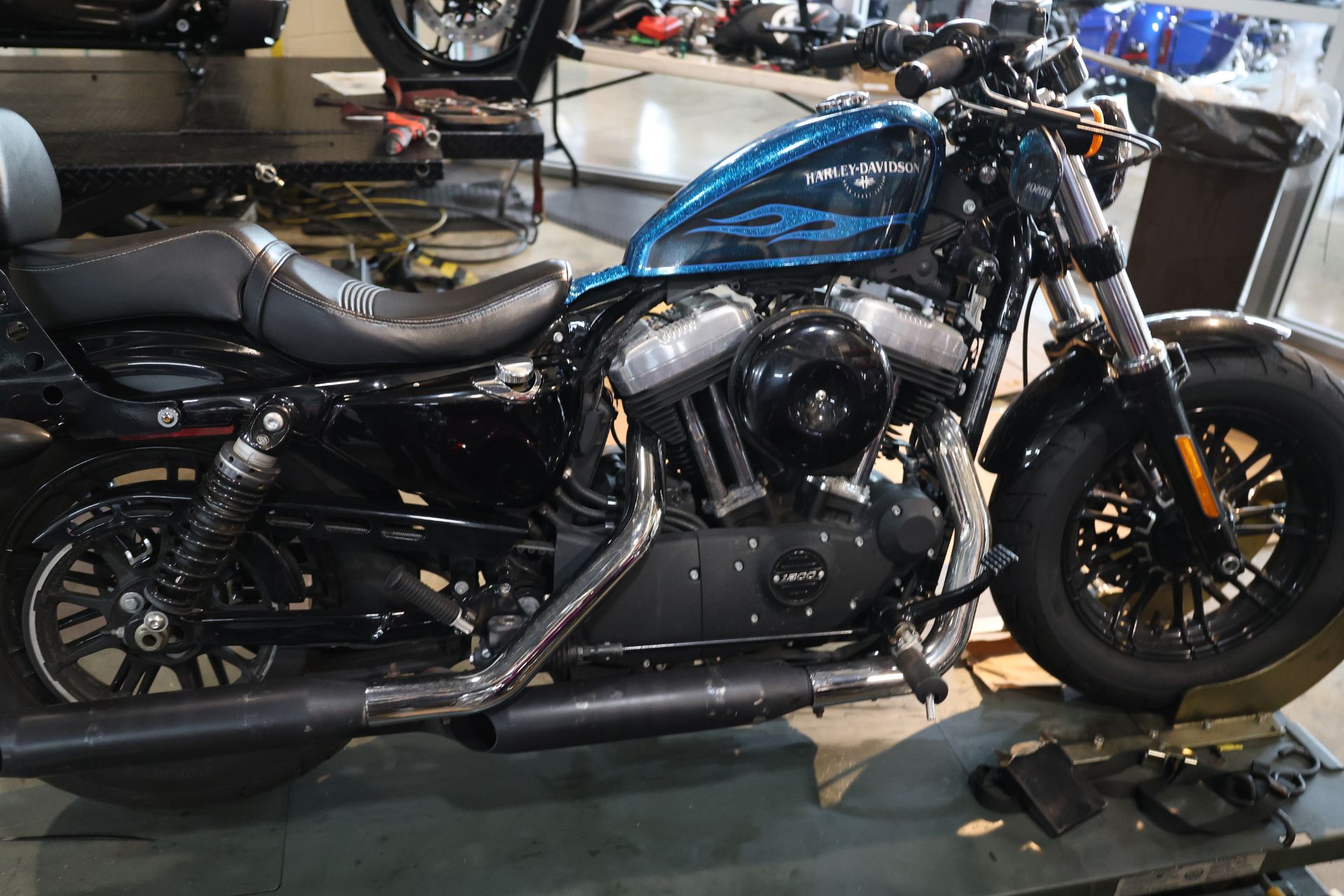 HARLEY DAVIDSON Blue flame ルーニーチューンズ VTG 1992 Harley Davidson Looney Tunes Tasmanian Devil Long Sleeve