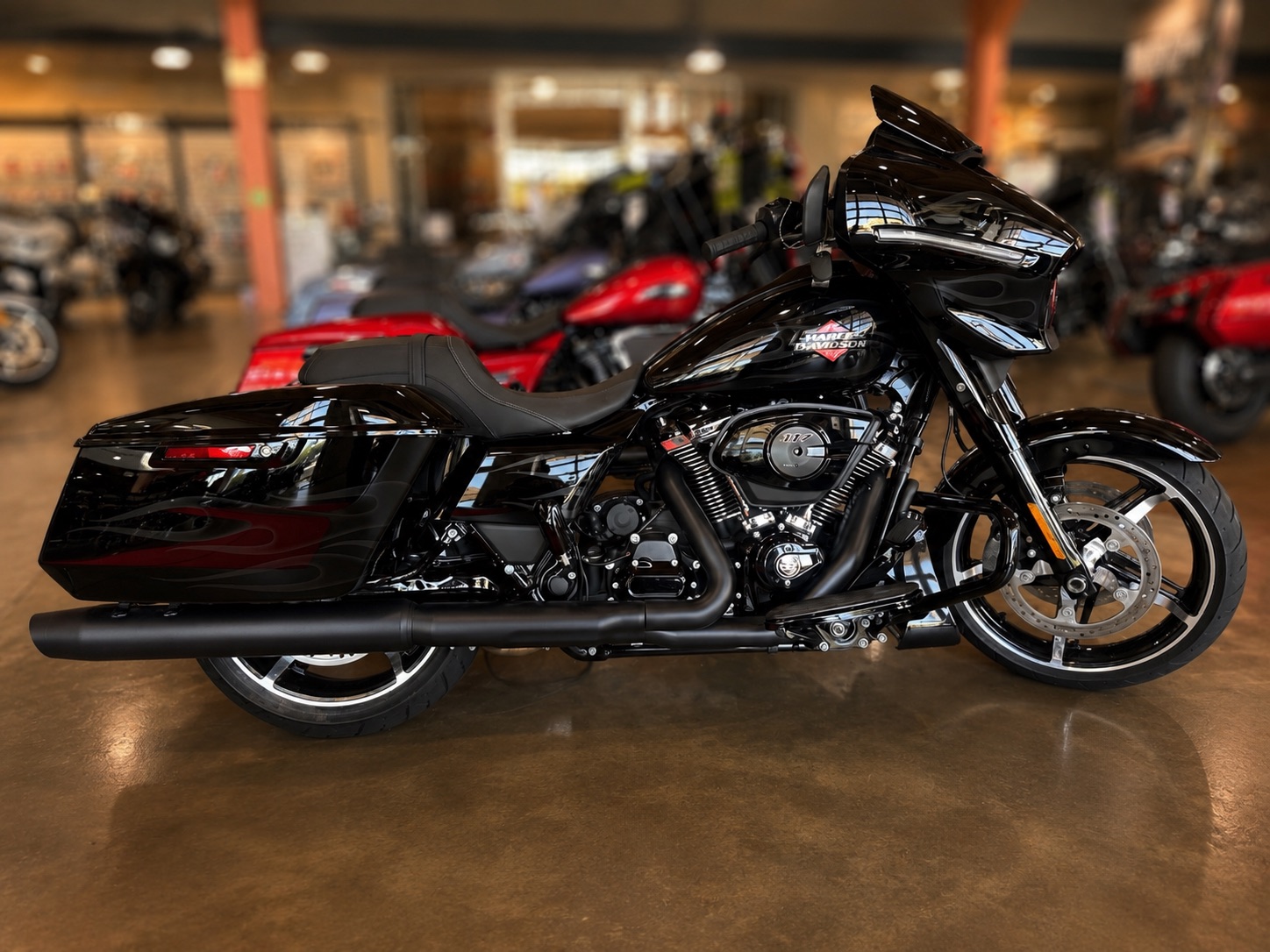 2025 Harley-Davidson Street Glide® 1
