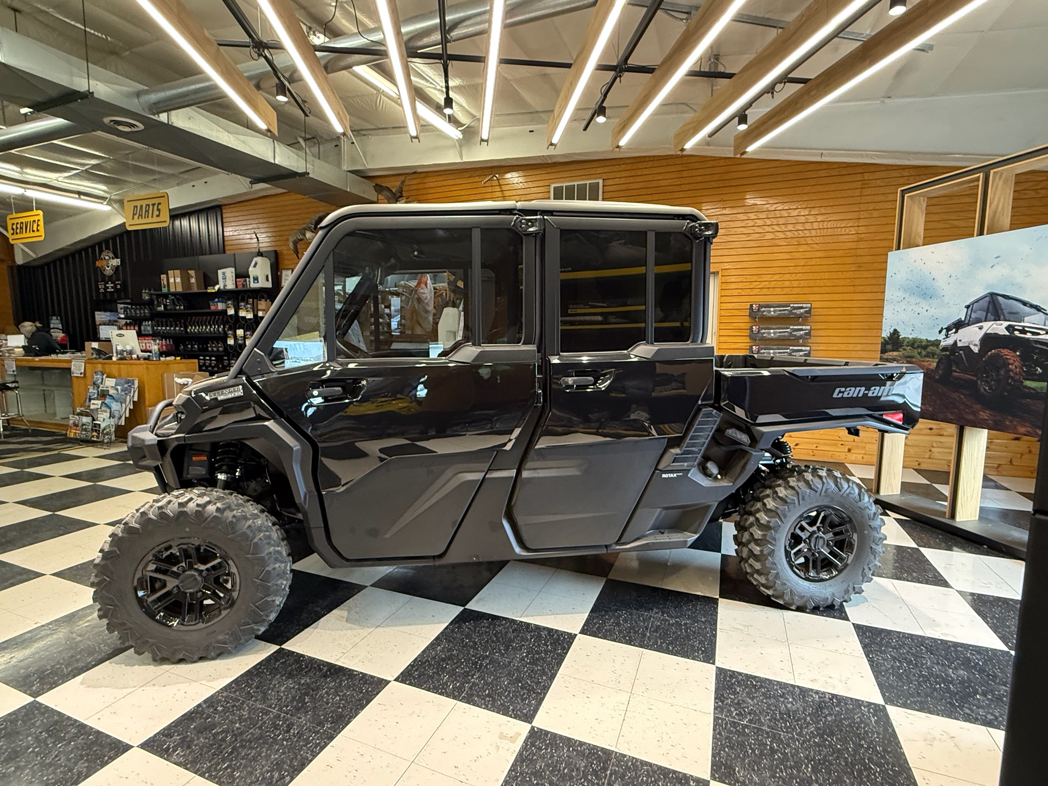 2026 Can-Am™ Defender MAX Limited HD11 1