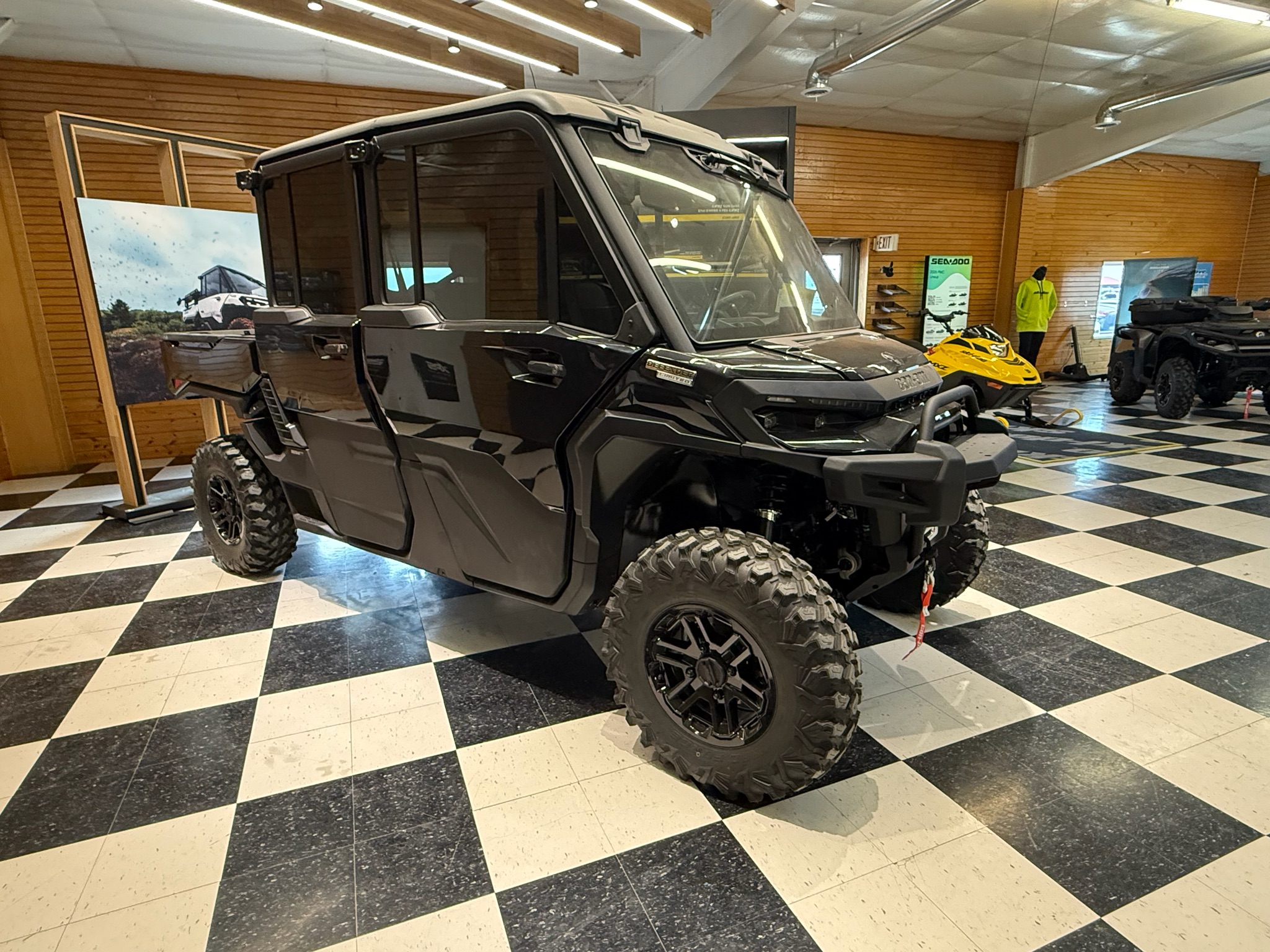 2026 Can-Am™ Defender MAX Limited HD11 6