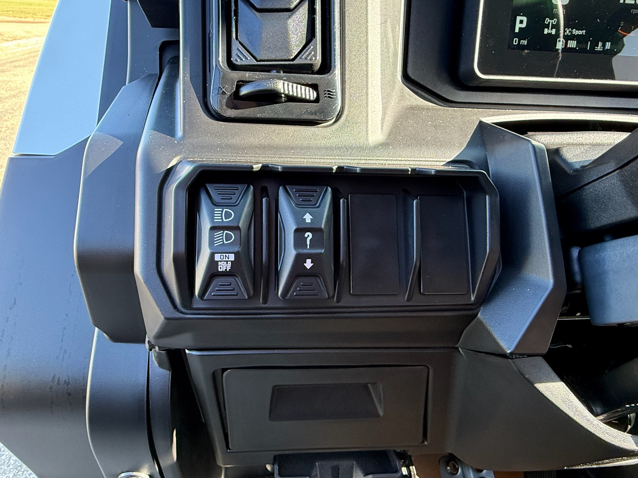 2027 Can-Am™ Defender XU MAX Limited HD11 11