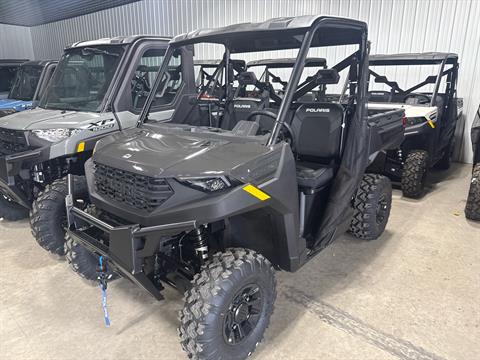 2026 Polaris Ranger 1000 Premium — photo 1 of 17
