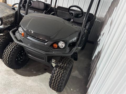 2023 Tracker OX400