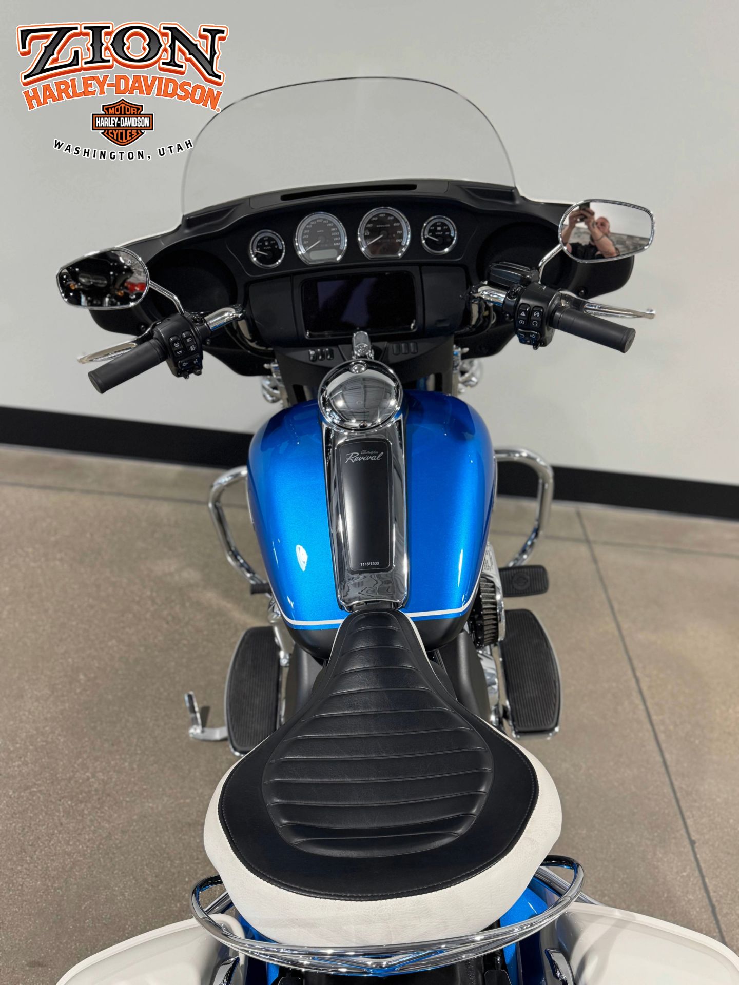 2021 Harley-Davidson Electra Glide® Revival™ in Washington, Utah - Photo 4