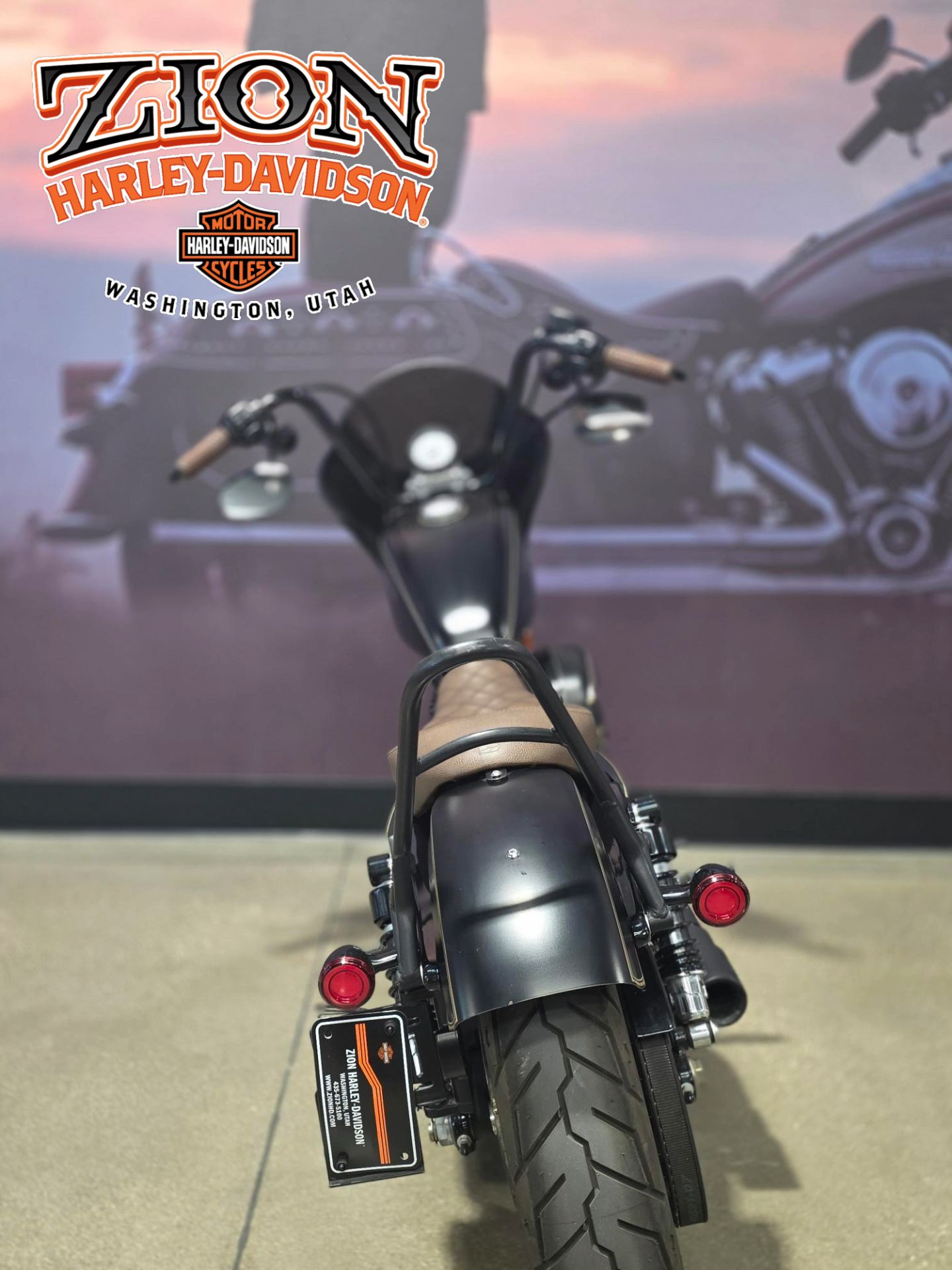 2014 Harley-Davidson Sportster® Iron 883™ in Washington, Utah - Photo 5