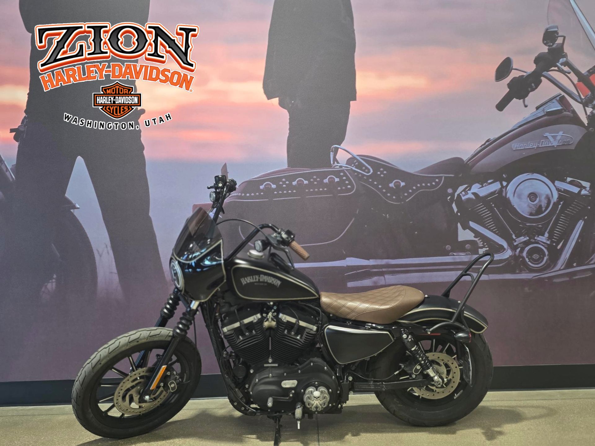 2014 Harley-Davidson Sportster® Iron 883™ in Washington, Utah - Photo 2