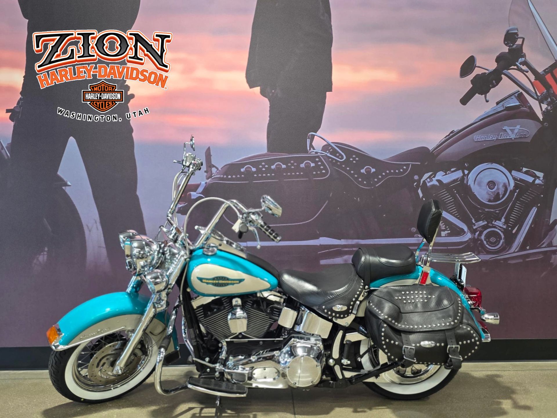 2005 Harley-Davidson FLSTC/FLSTCI Heritage Softail® Classic in Washington, Utah - Photo 2