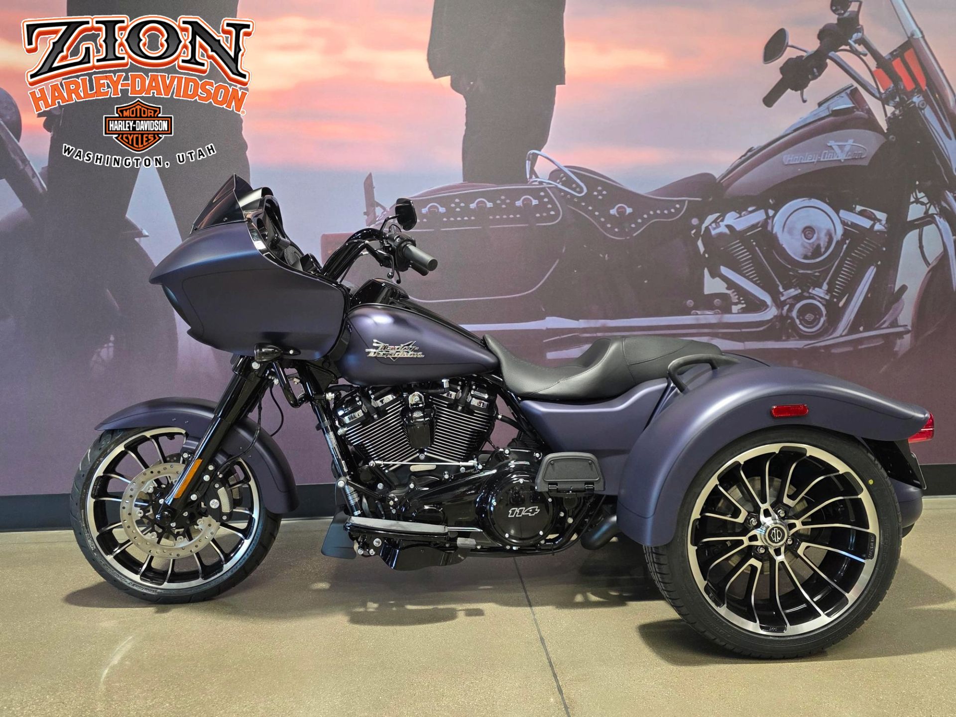 2025 Harley-Davidson Road Glide® 3 in Washington, Utah - Photo 2