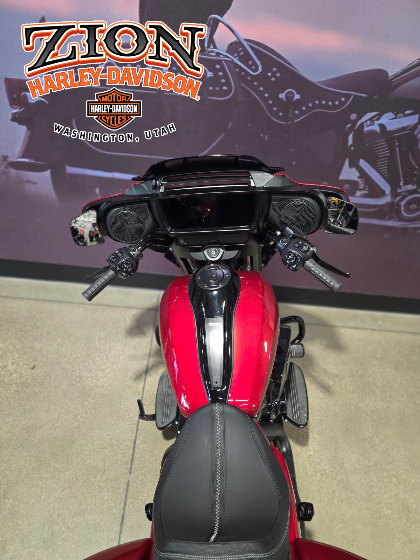 2025 Harley-Davidson Street Glide® in Washington, Utah - Photo 4