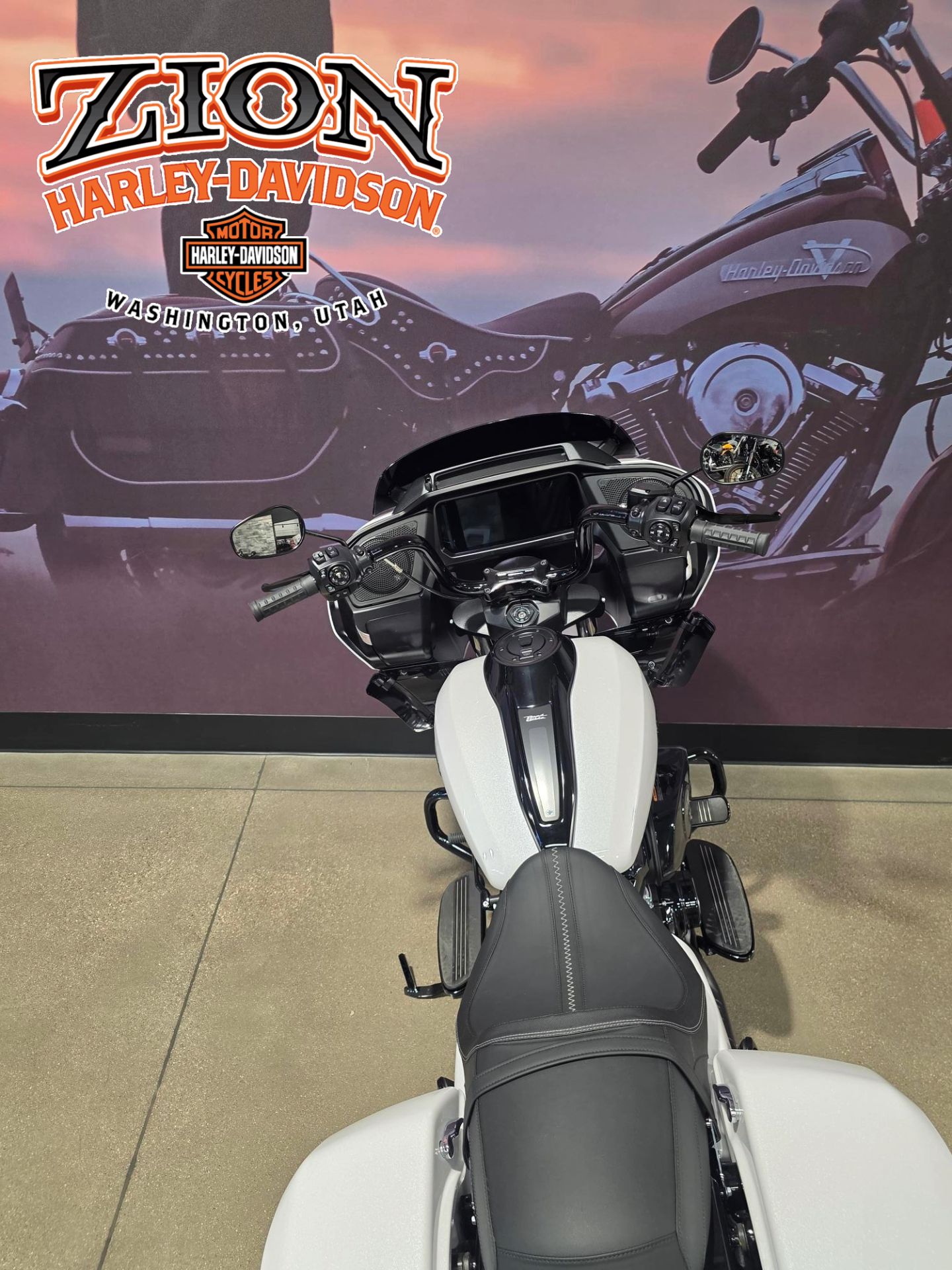 2025 Harley-Davidson Road Glide® in Washington, Utah - Photo 4