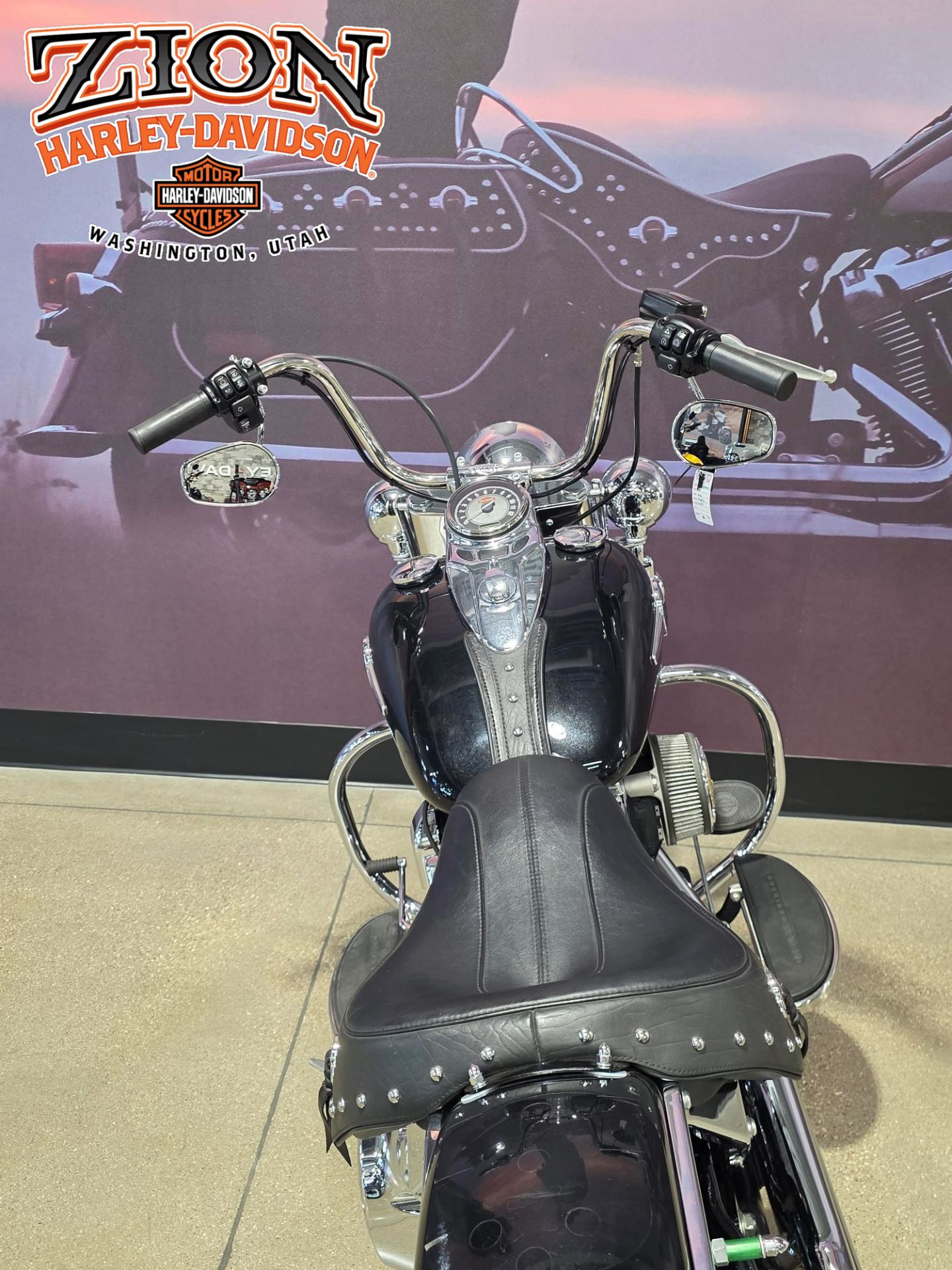 2016 Harley-Davidson Heritage Softail® Classic in Washington, Utah - Photo 5