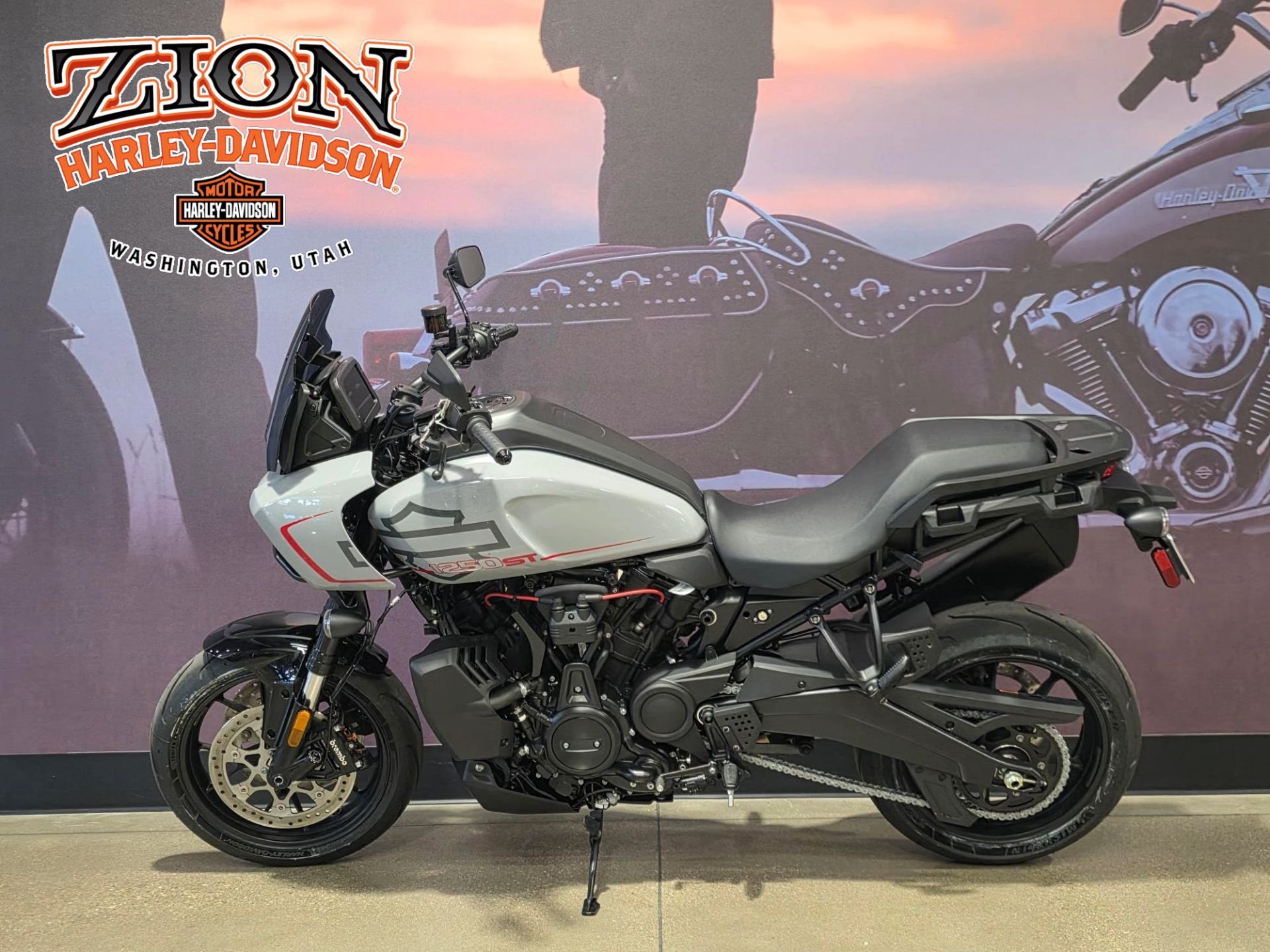 2025 Harley-Davidson Pan America® 1250 ST in Washington, Utah - Photo 2