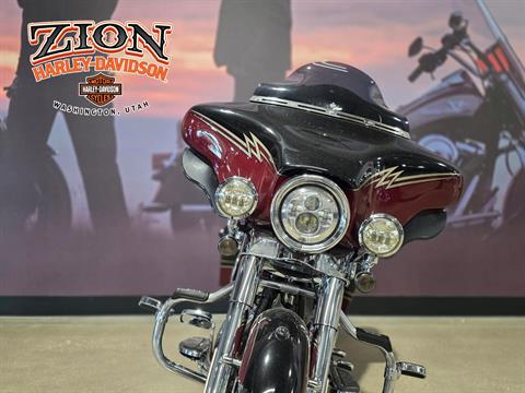 2011 Harley-Davidson CVO™ Road Glide® Ultra in Washington, Utah - Photo 3
