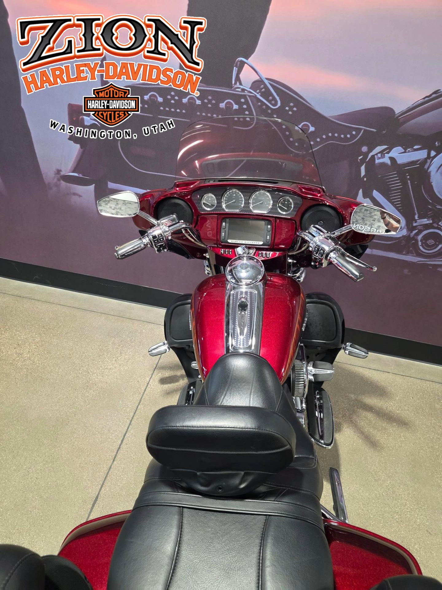 2014 Harley-Davidson CVO™ Limited in Washington, Utah - Photo 4