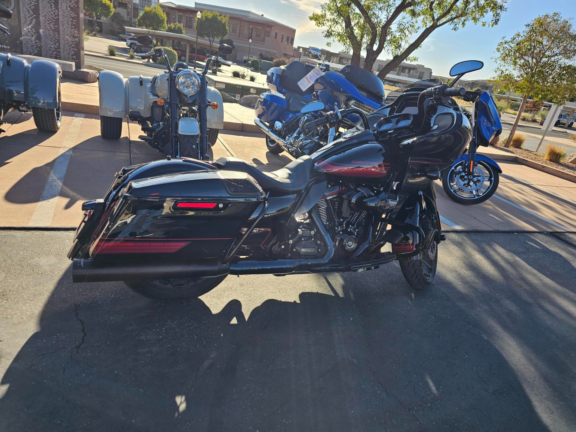 2021 Harley-Davidson CVO™ Road Glide® in Washington, Utah - Photo 2