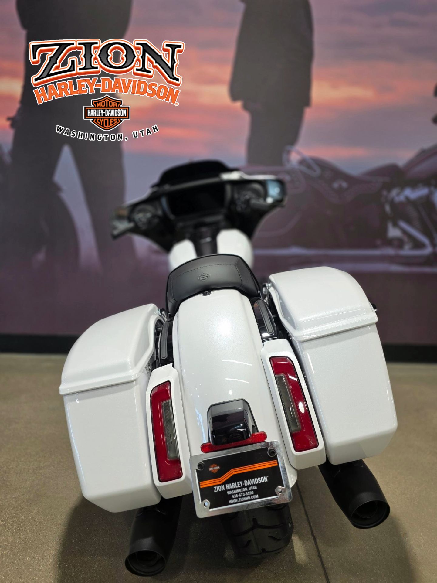 2025 Harley-Davidson Street Glide® in Washington, Utah - Photo 5