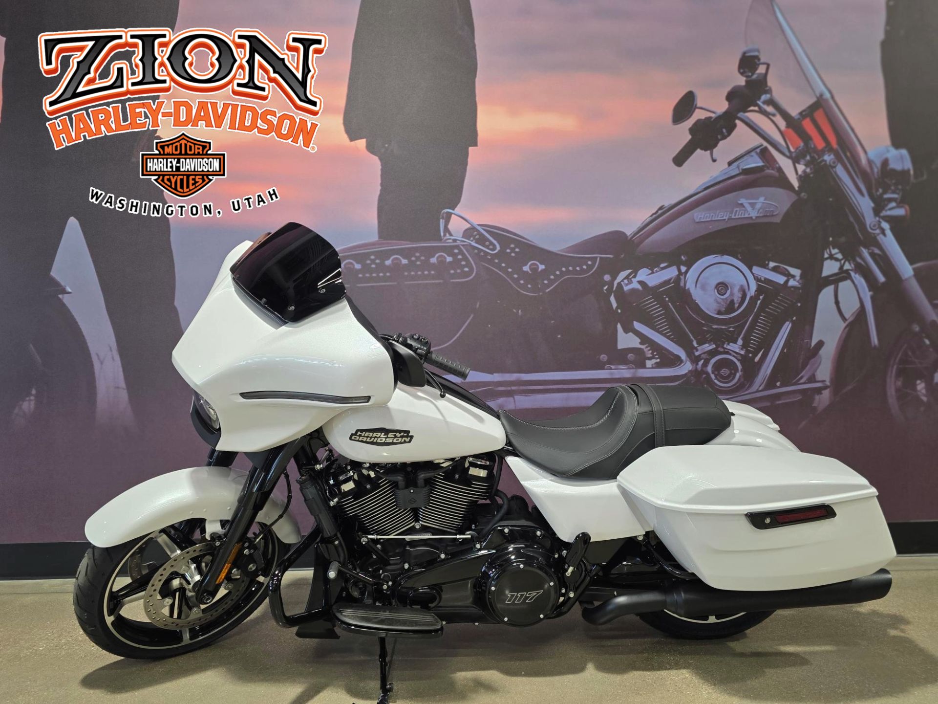 2025 Harley-Davidson Street Glide® in Washington, Utah - Photo 2