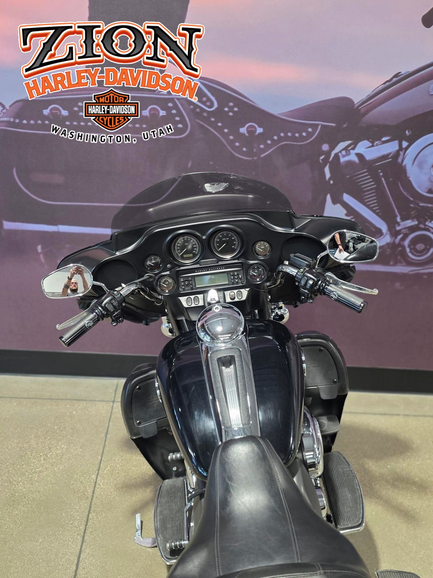 2013 Harley-Davidson Ultra Classic® Electra Glide® in Washington, Utah - Photo 4