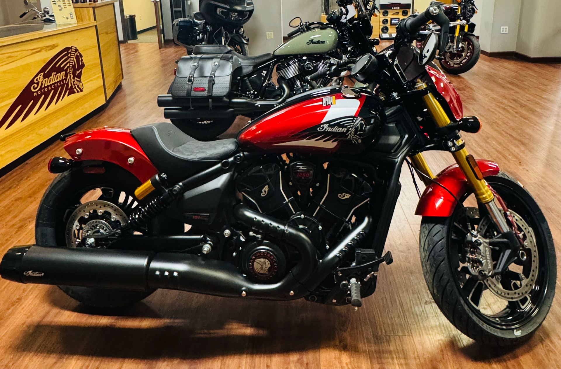 Tank Machine Bobber Bmw 2021 Bmw Nine Indian Scout Tank