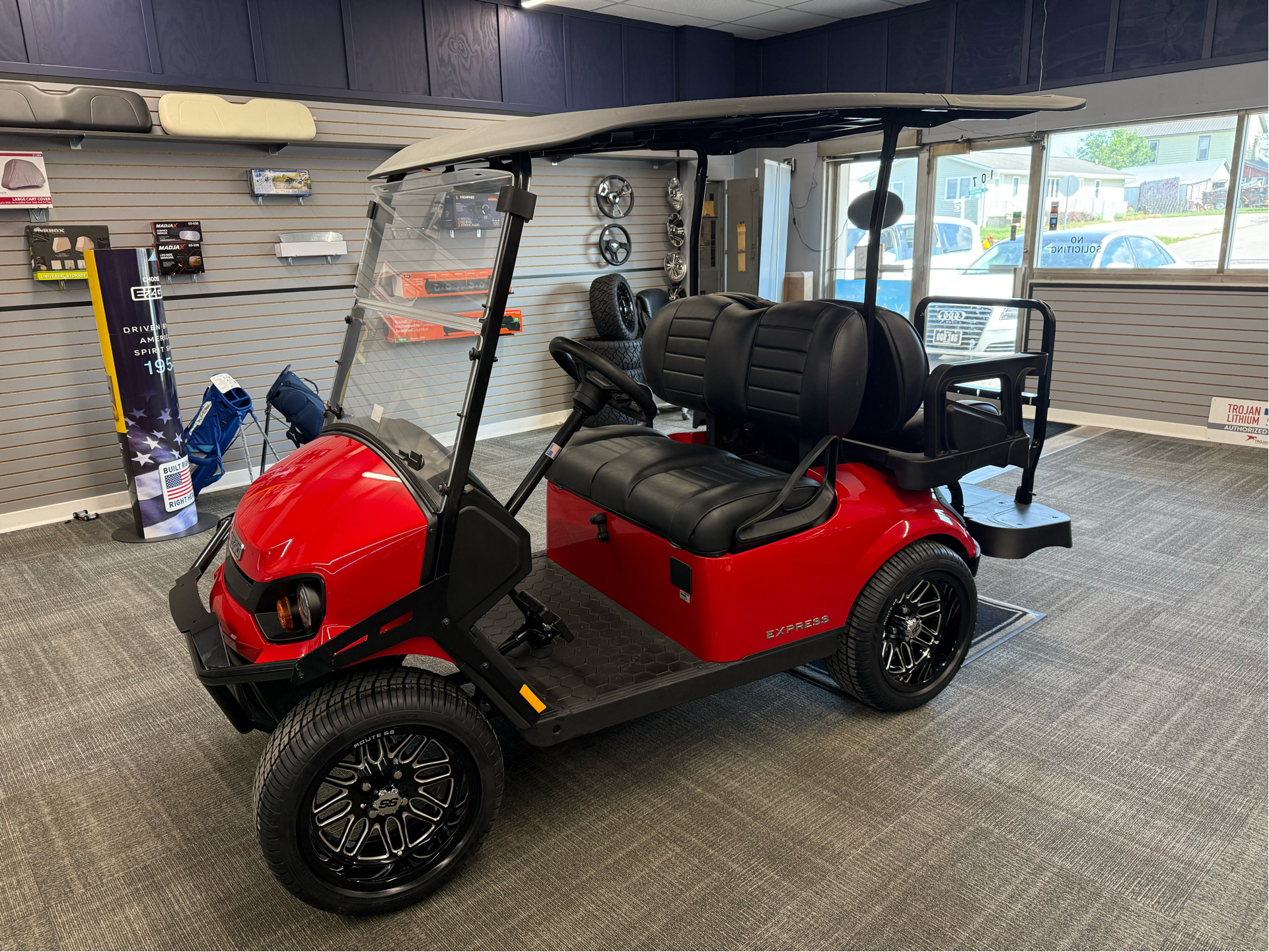 New 2025 E-Z-GO Express 4 Gas, Dysart IA | Specs, Price, Photos